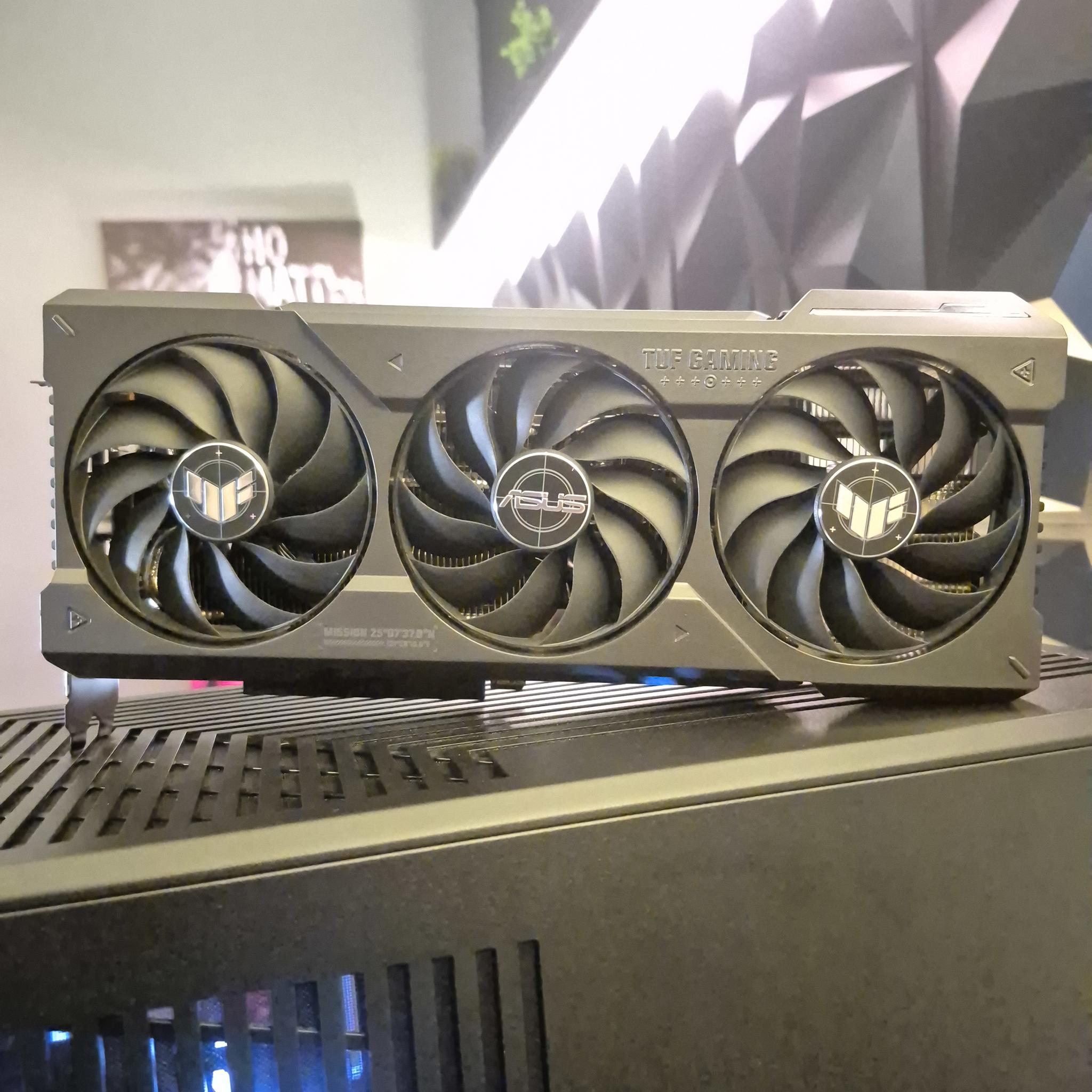 RTX 4070 TI SUPER