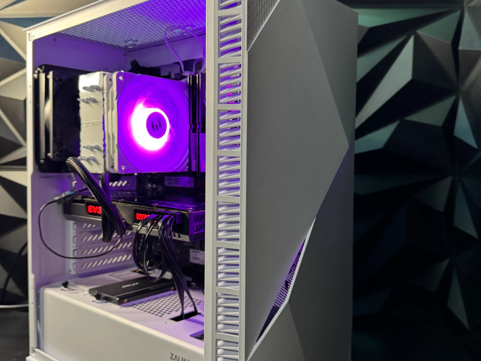 🥶Z3 Frost 9700🥶 |i7 9700KF| GTX 1080 Watercooled| 16 GB DDR4 | 1.5 TB SSD