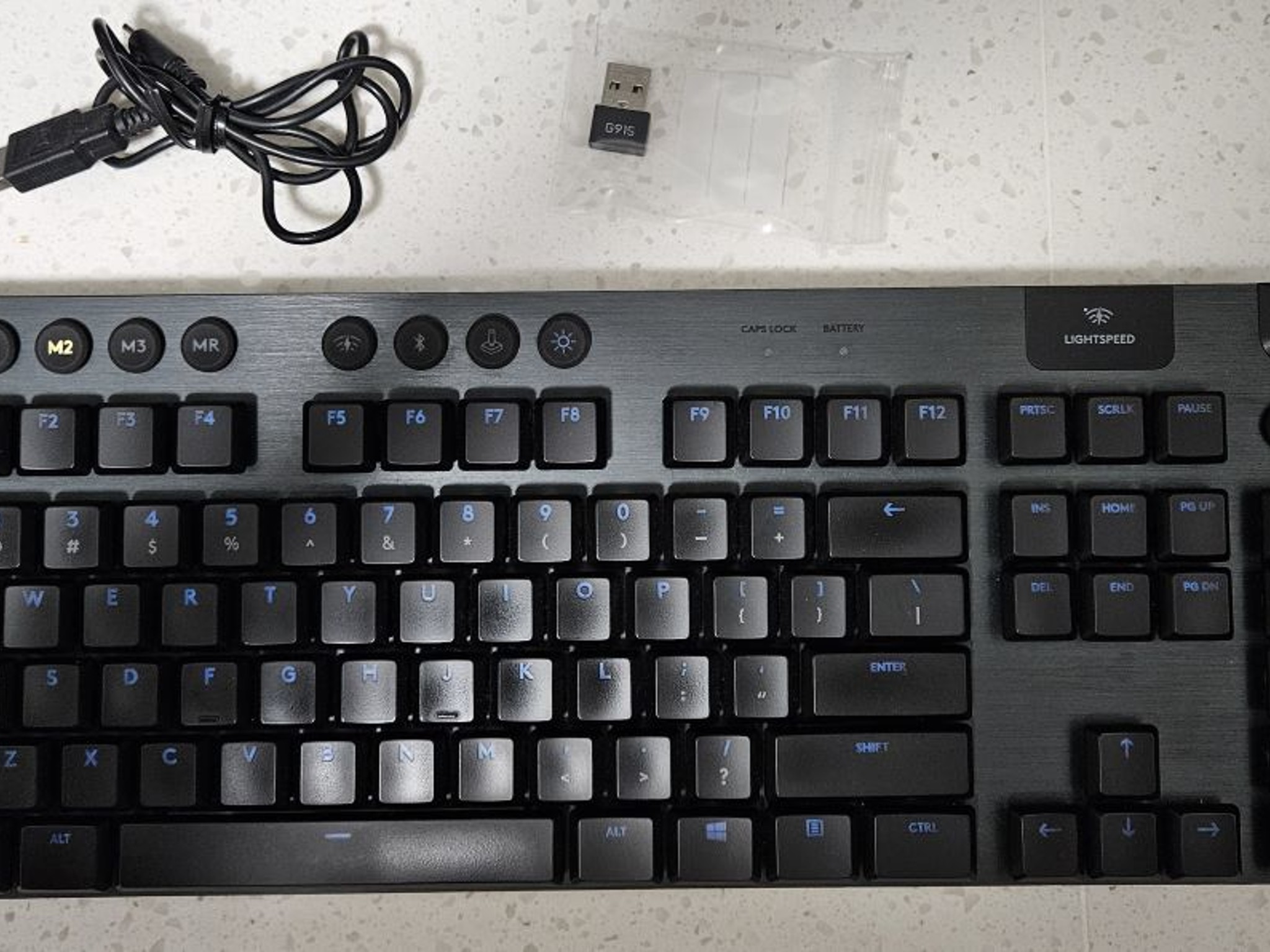 Logitech G915 LIGHTSPEED Wireless RGB Gaming Keyboard GL Clicky Switches - USED