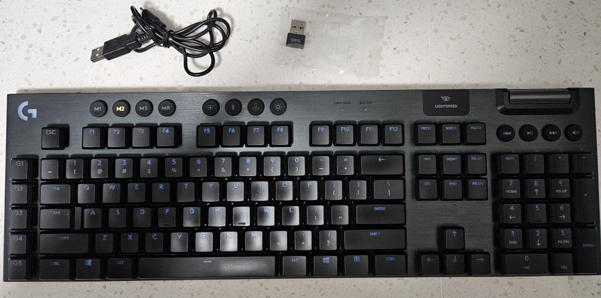 Logitech G915 LIGHTSPEED Wireless RGB Gaming Keyboard GL Clicky Switches - USED