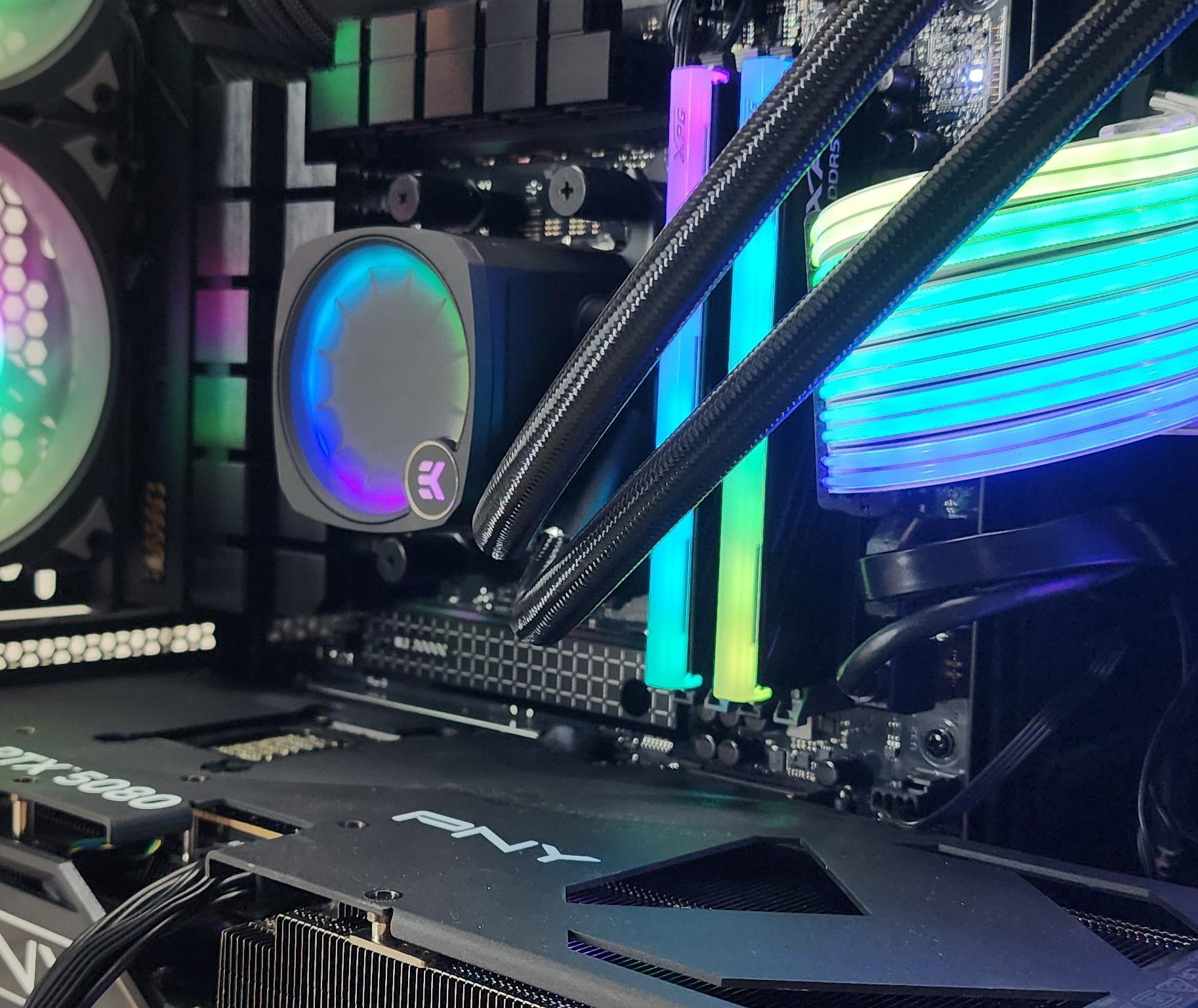 Gaming PC Ryzen 7 9700X 32GB RAM 2TB SSD RTX 5080 16GB Windows 11 Computer