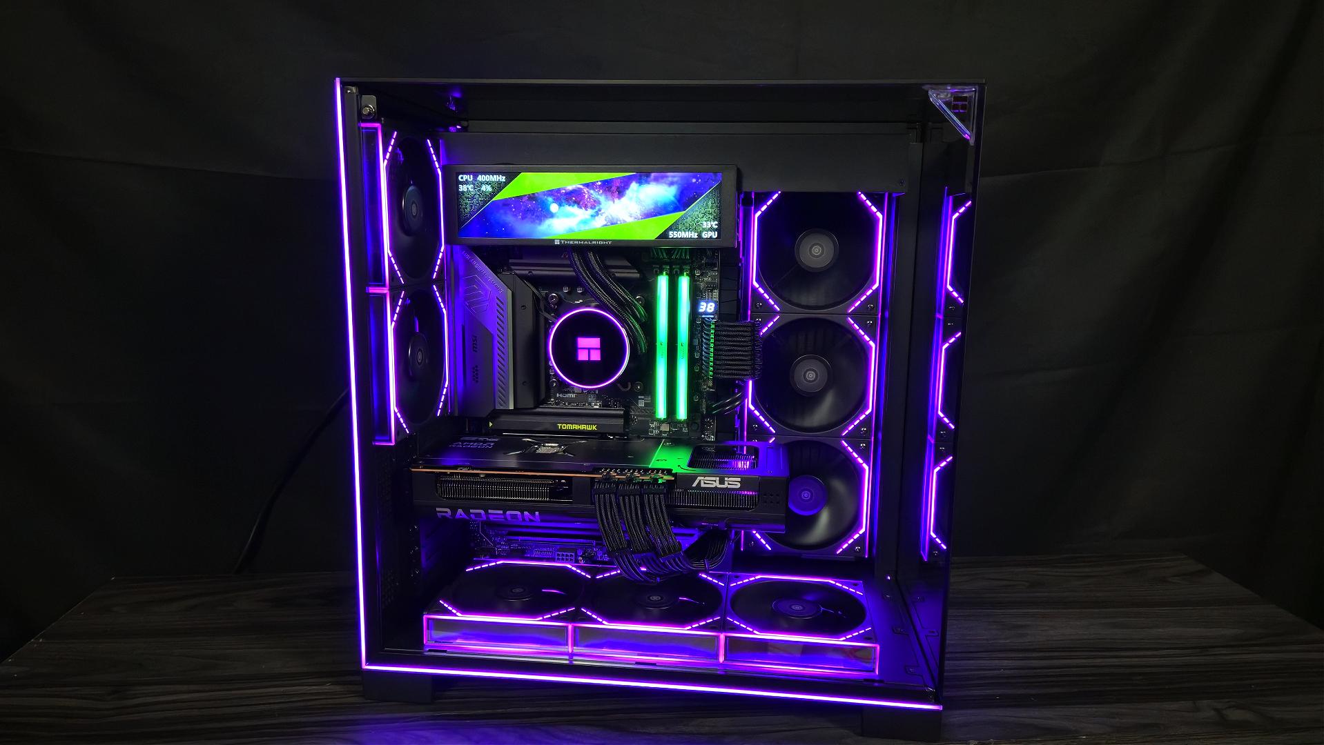 9070 XT OC - Intel Core Ultra 7 270K Plus - 32GB DDR5 6000 - 2TB NVMe - 16:9 Customizable Screen