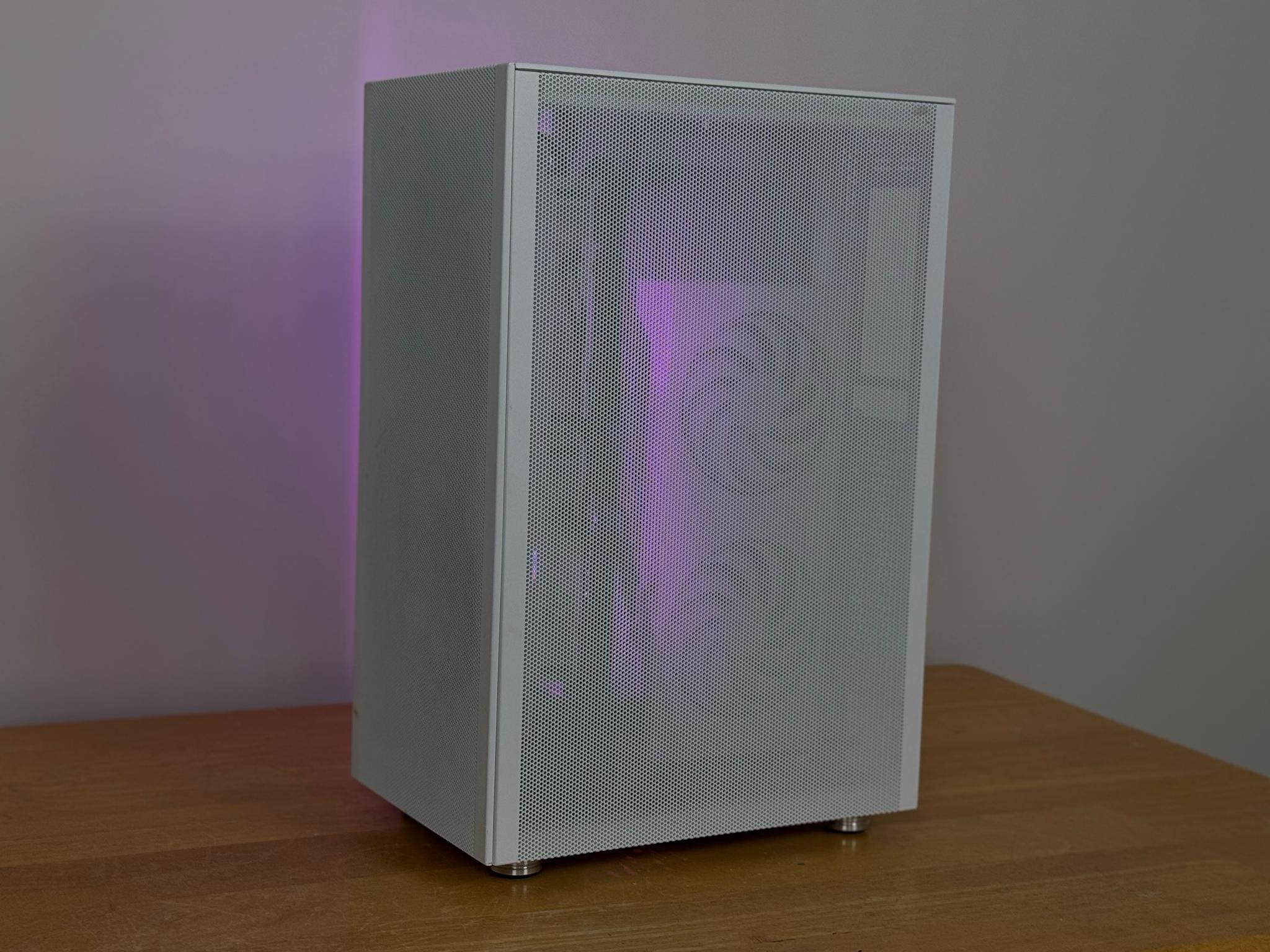 SUMMER SALE! RGB Watercooled ITX SFF Ryzen 5600X RX 6600 XT White and Black Gaming/Streaming Pc