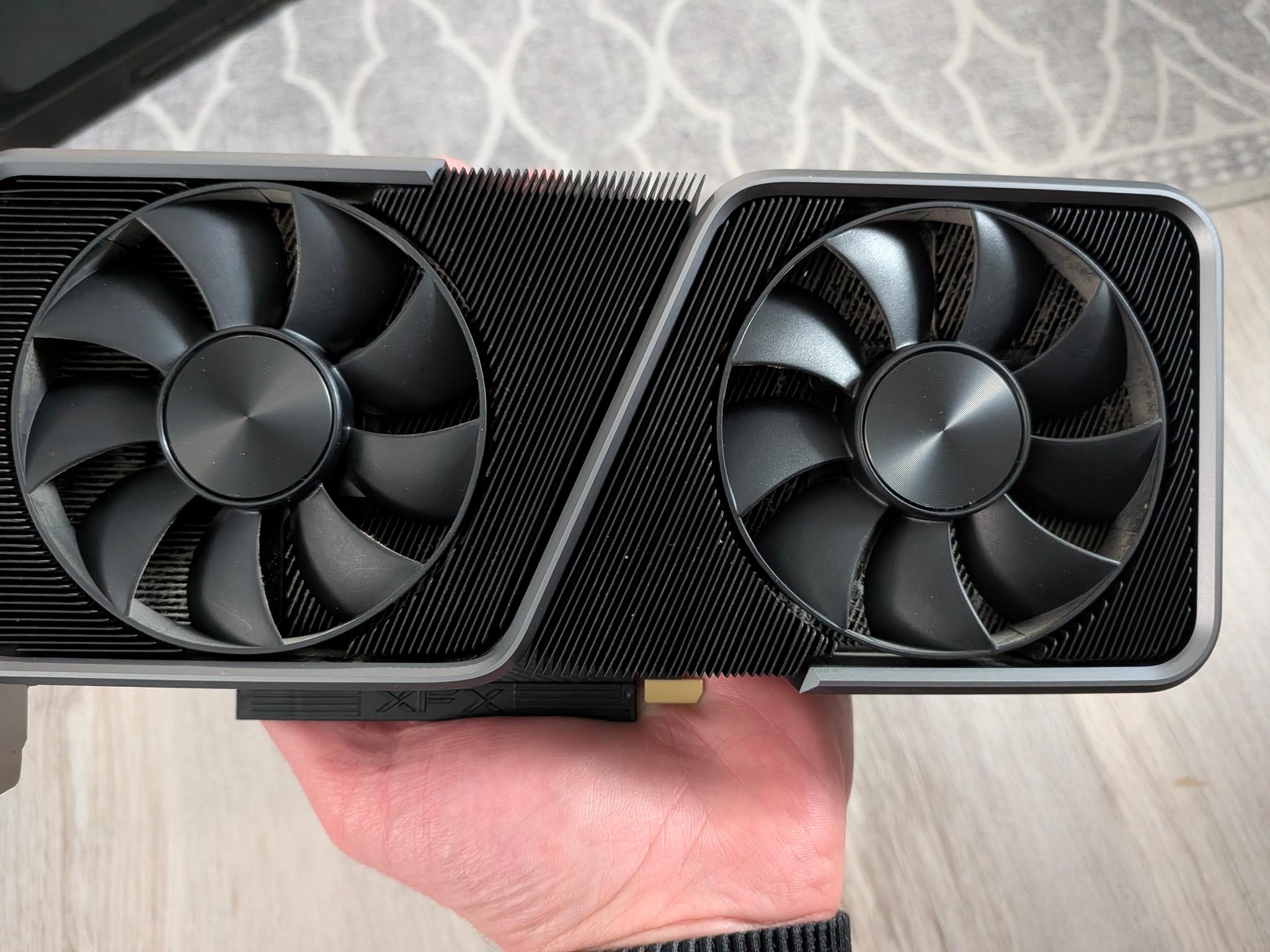 NVIDIA GeForce RTX 3070 Founders Edition w/box and 12 pin power