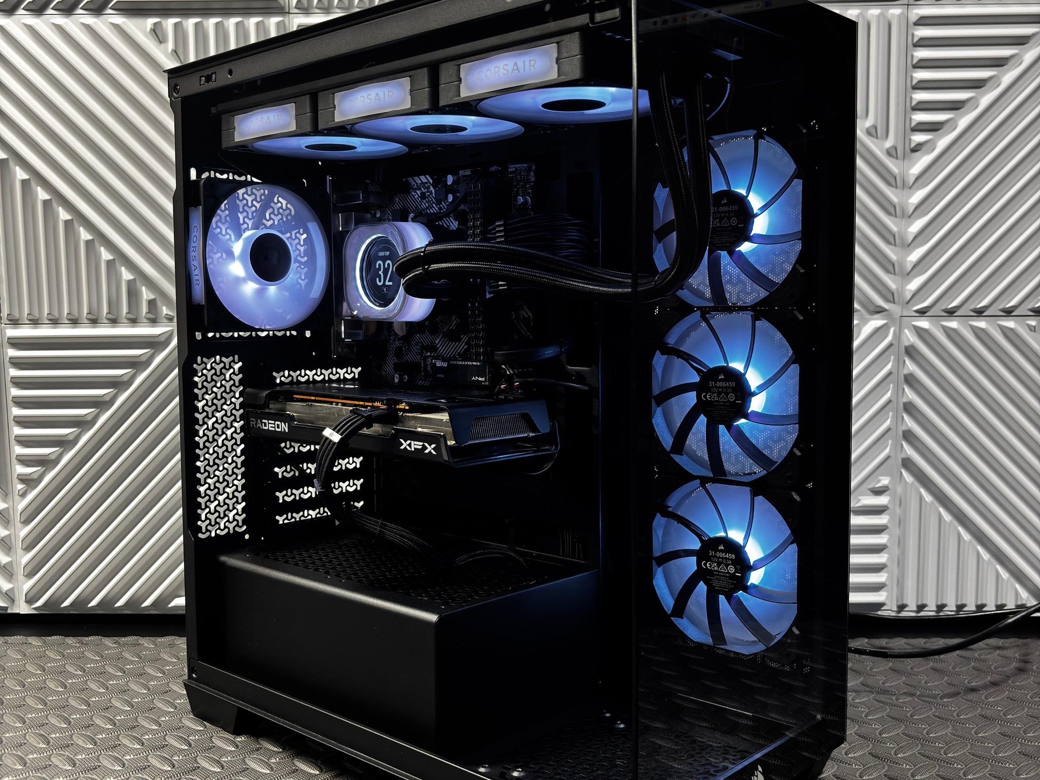 Corsair RGB Gaming PC | RX 6600 8GB | Ryzen 3 3100 | 16GB RAM | 1TB NVMe SSD | WiFi