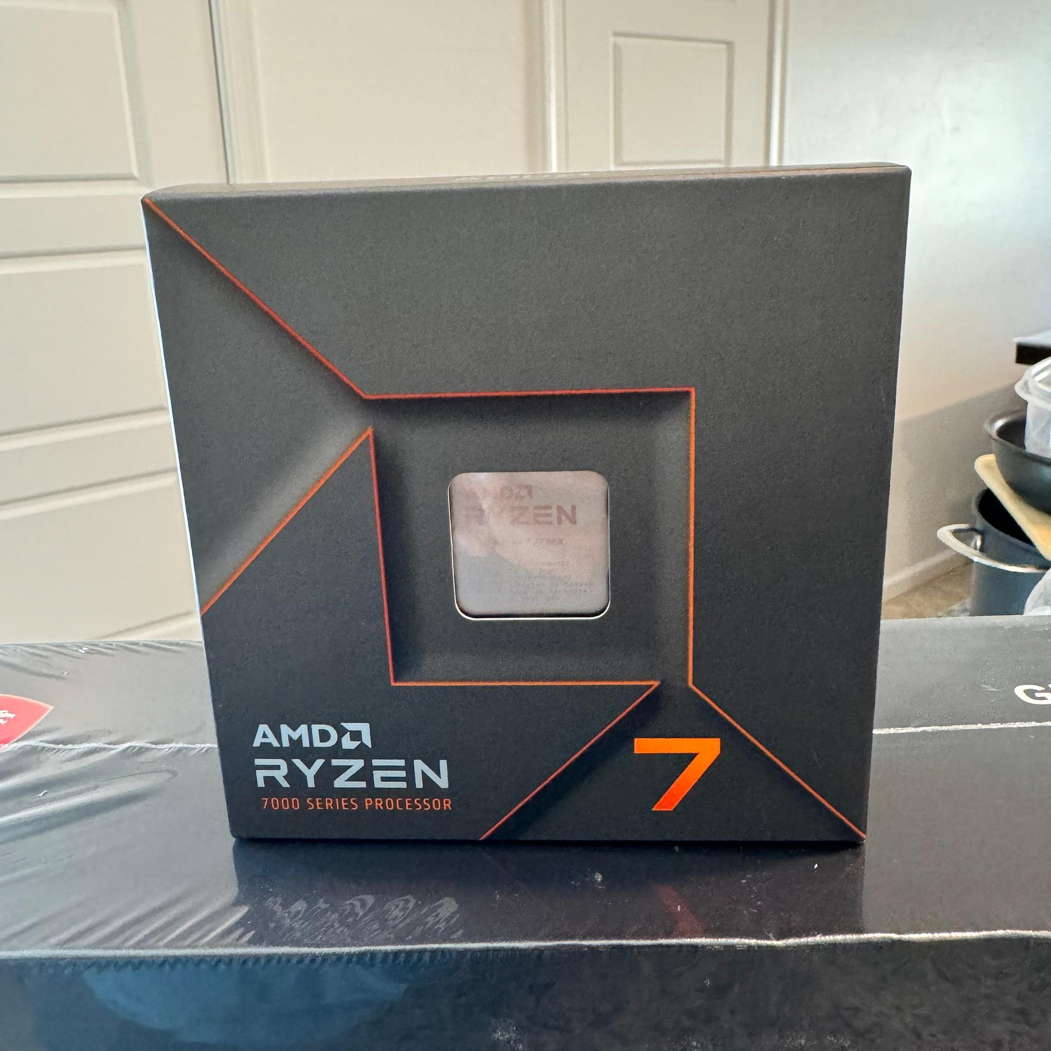 RYZEN 7 7700X CPU BRAND NEW SEALED IN BOX