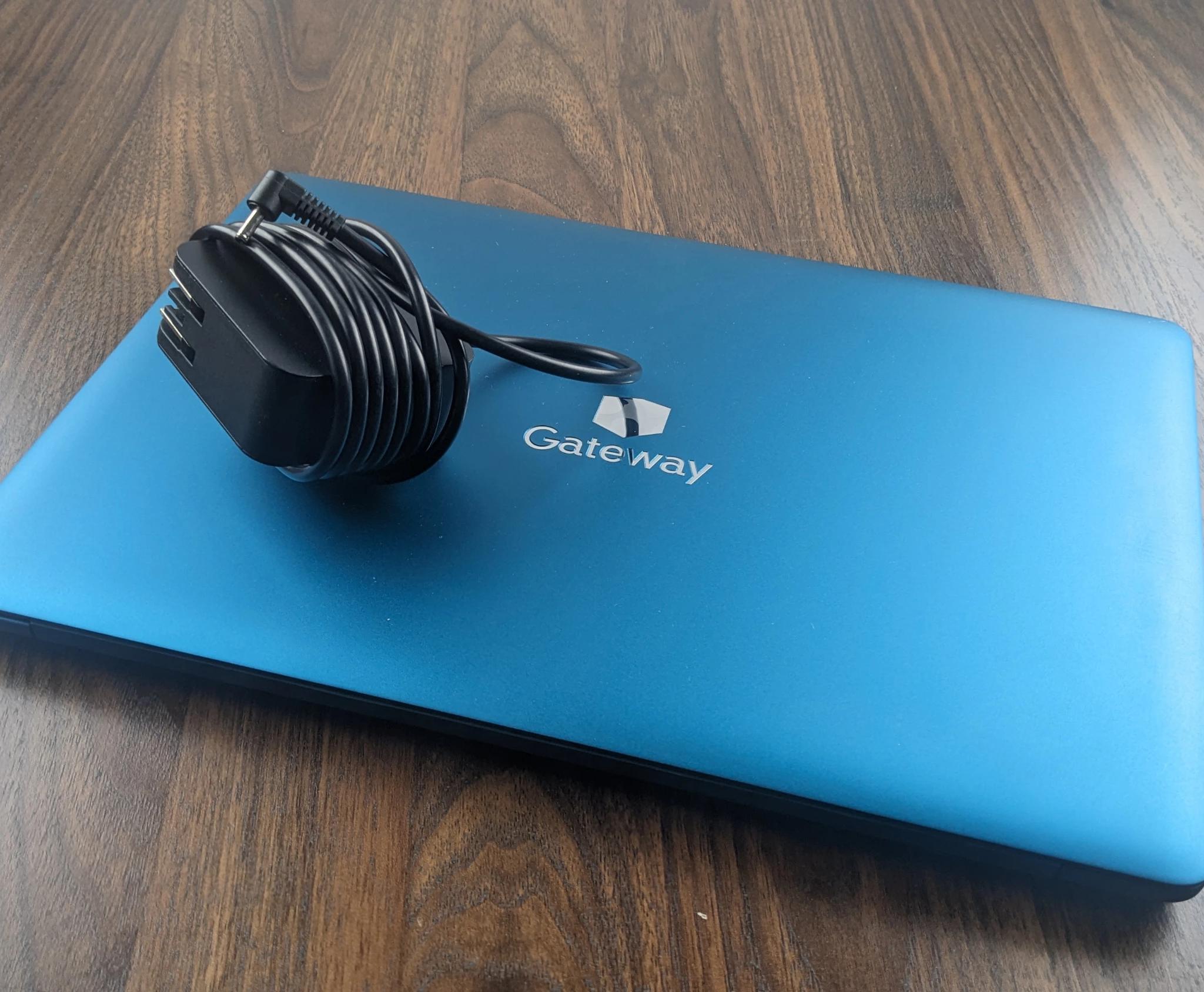 14" Gateway, Glass, Metal Top,  i5-1135g7, Xe Graphics, 16GB DDR4, 512GB SSD