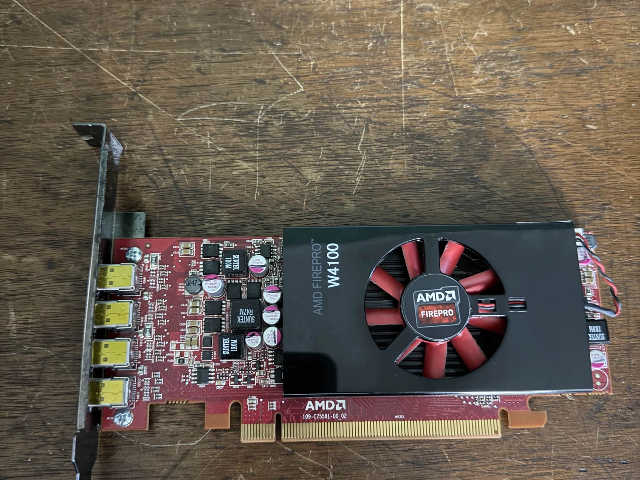 AMD FirePro W4100 Workstation GPU