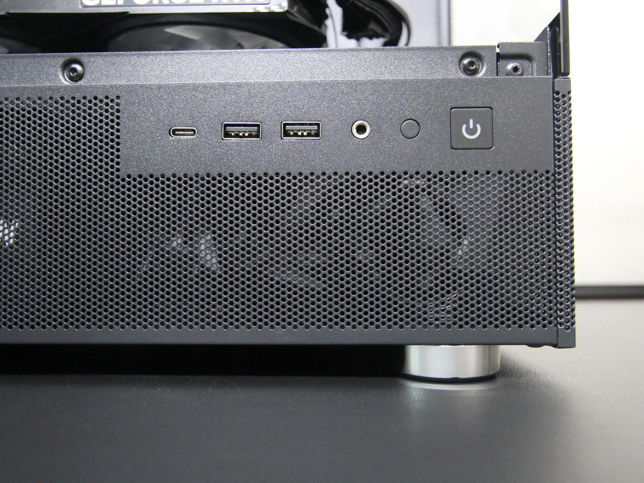 Custom Gaming PC / AMD Ryzen 5 5600X / RTX 4060 / 16GB / 1TB / Windows 10 Pro