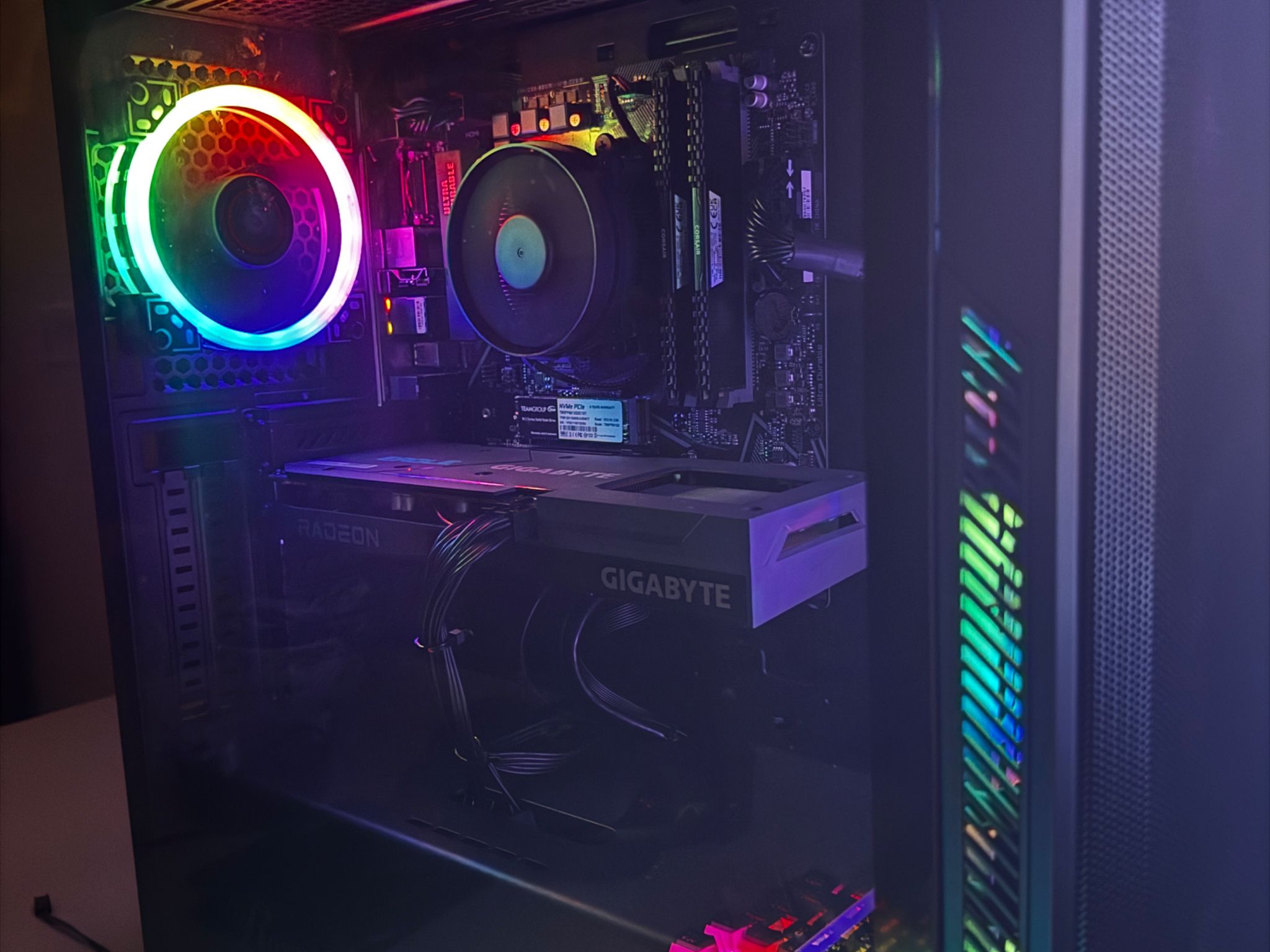 (MID RANGE GAMING PC) Ryzen 5 5500 RX 6600 16 GB Ram 512 NVME SSD