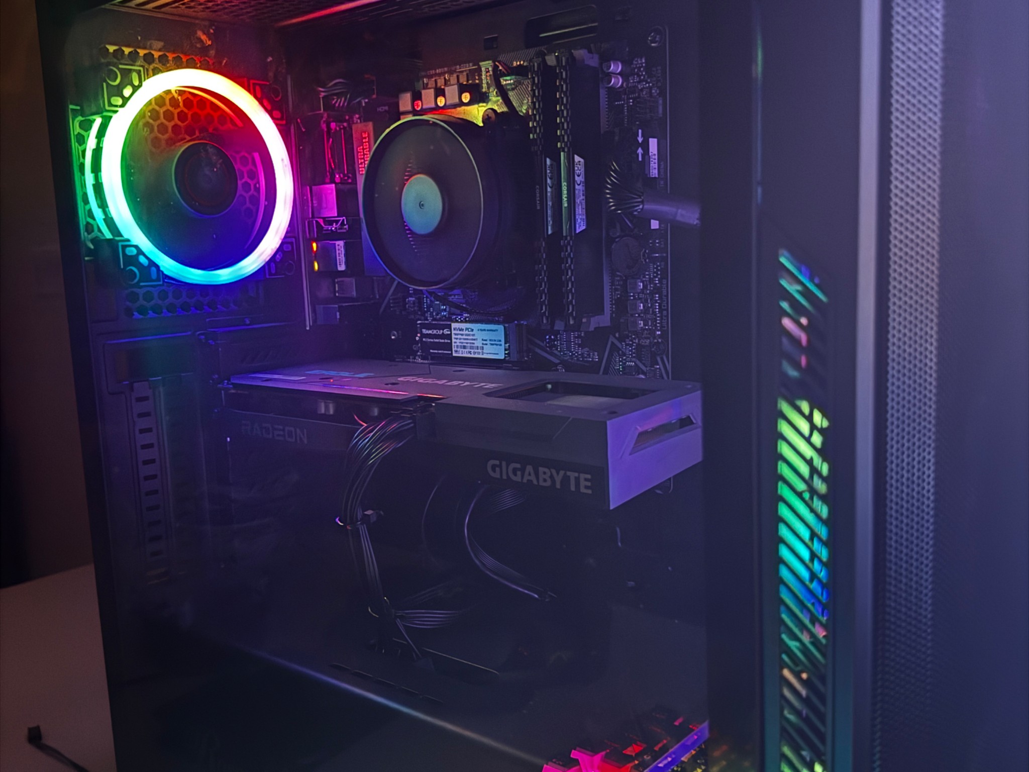 (MID RANGE GAMING PC) Ryzen 5 5500 RX 6600 16 GB Ram 512 NVME SSD