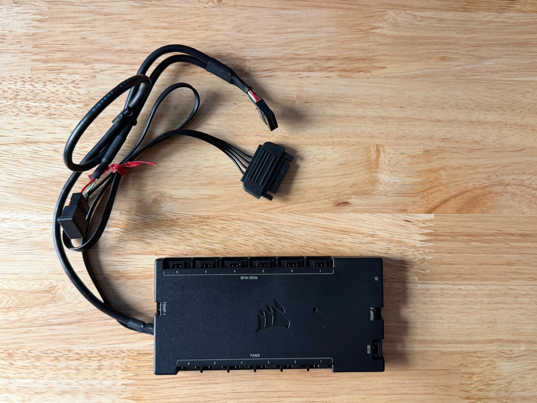 Corsair iCUE COMMANDER CORE XT