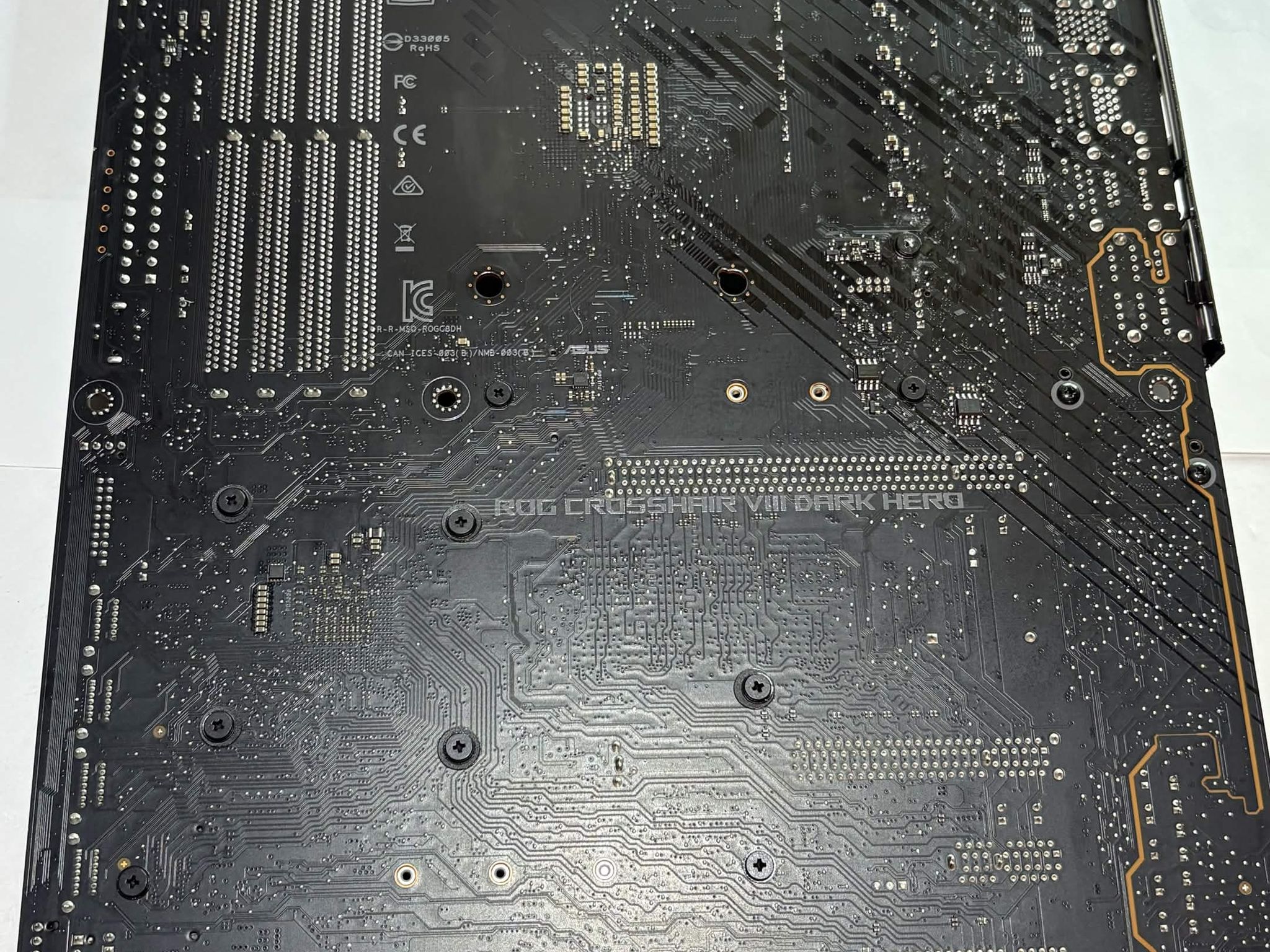 ASUS ROG Crosshair VIII Dark Hero X570 AM4 Motherboard Tested