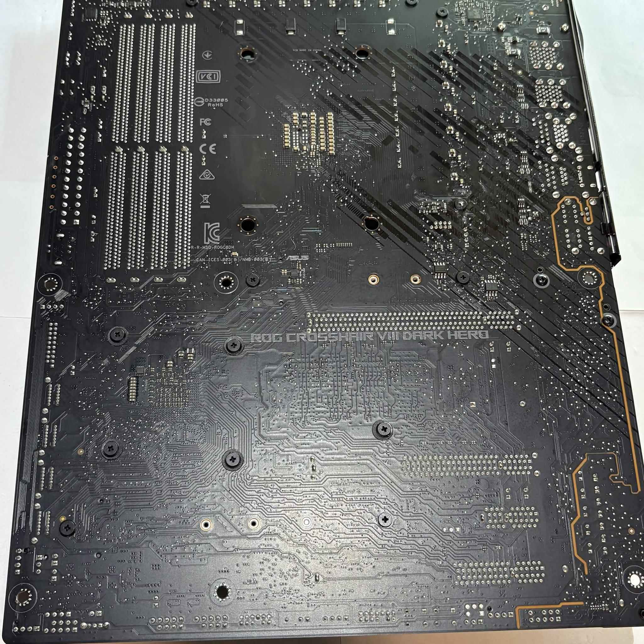 ASUS ROG Crosshair VIII Dark Hero X570 AM4 Motherboard Tested Working (NM)