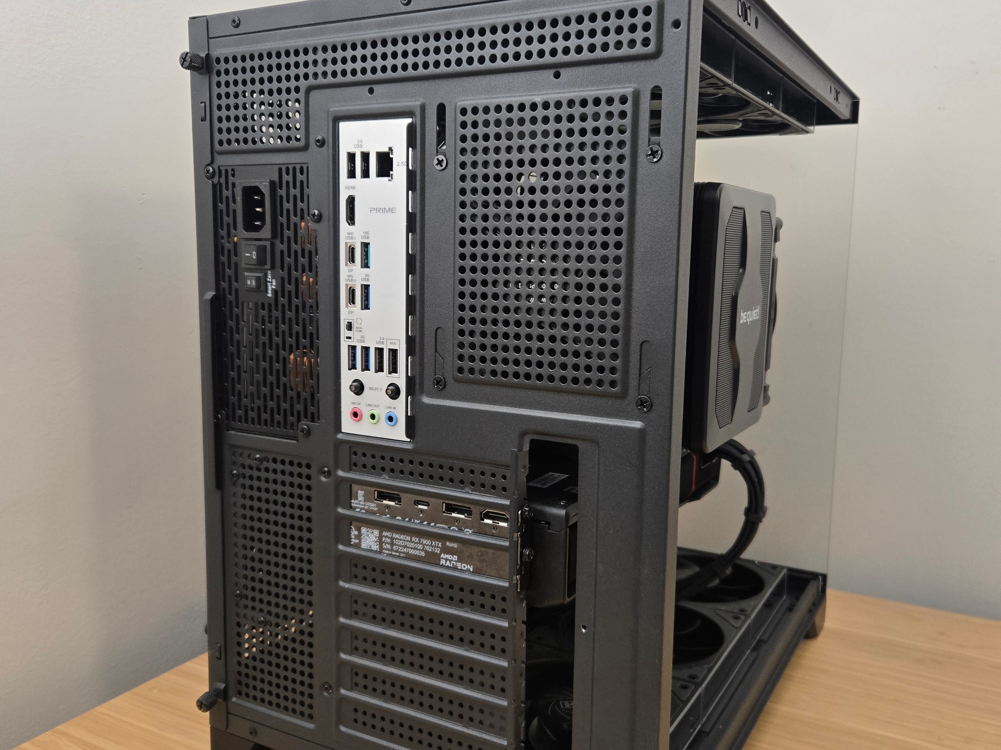 Built by PYUR #3 | Ryzen 7 9800X3D + RX 7900 XTX 24GB | 32GB DDR5 | Tarkov Gaming PC
