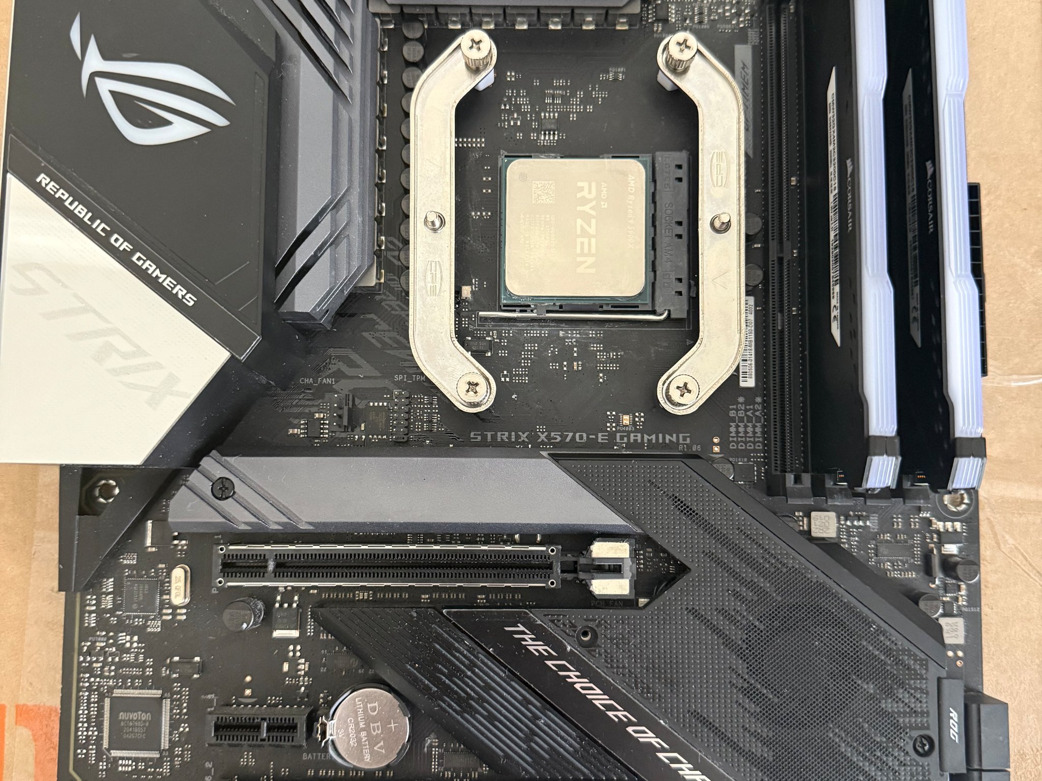 ROG X570 - 5900X -32GB RAM 3200MT/s