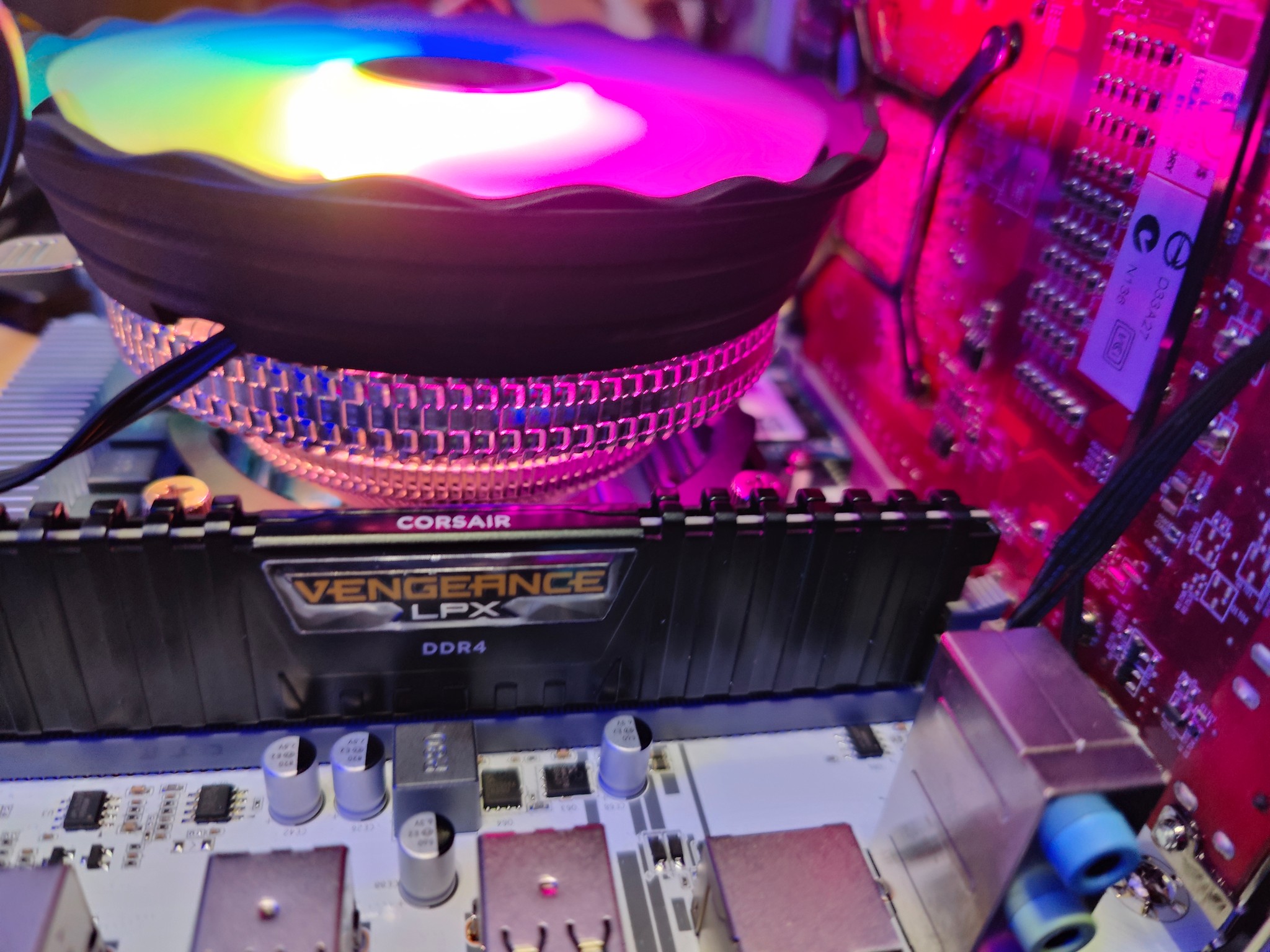Open Air Xeon 16C 32T E5 2683V4 8GB DDR4 64GB M.2 SATA SSD AMD Firepro S7000 GDDR5 Windows PC