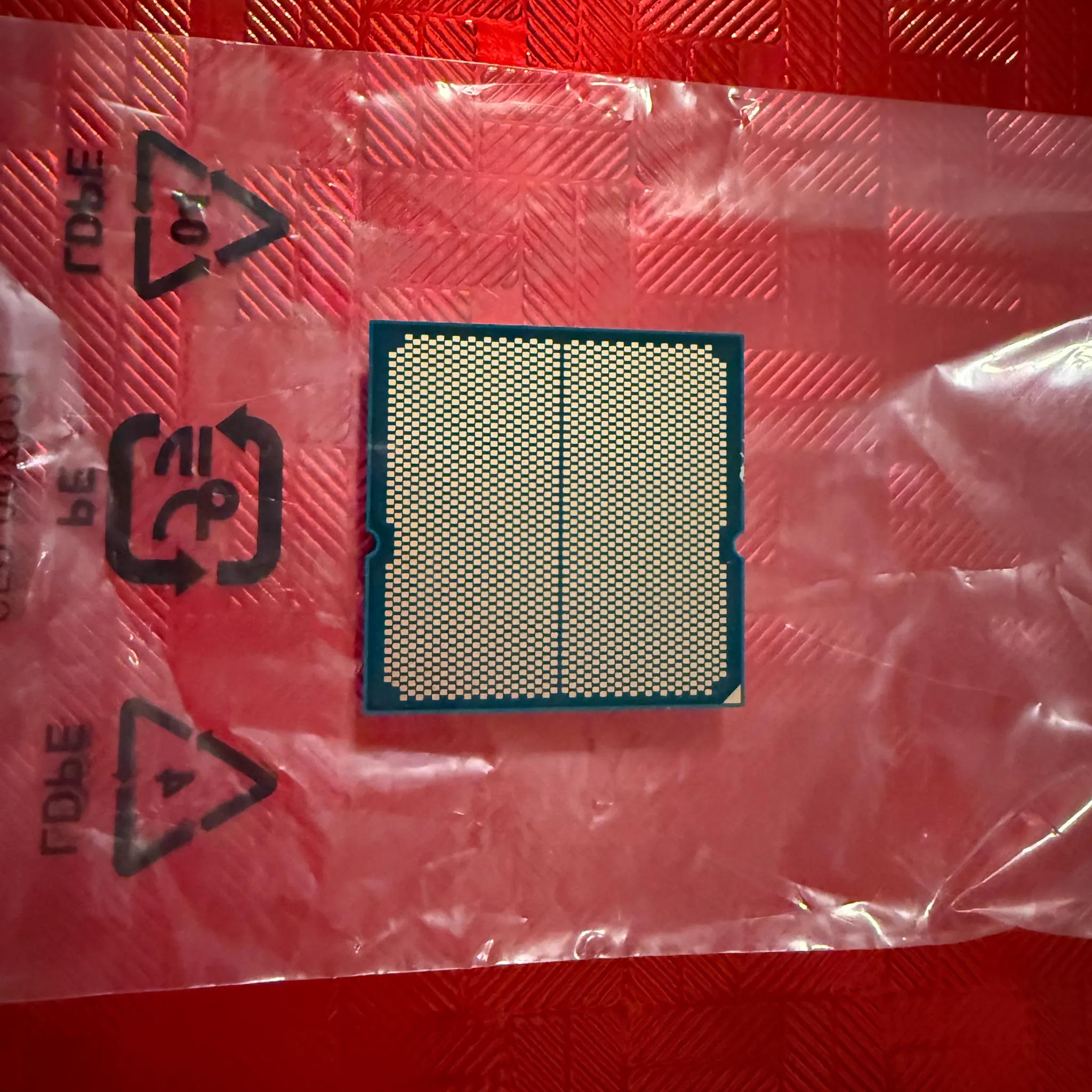 AMD Ryzen 7 8700F - Brand New