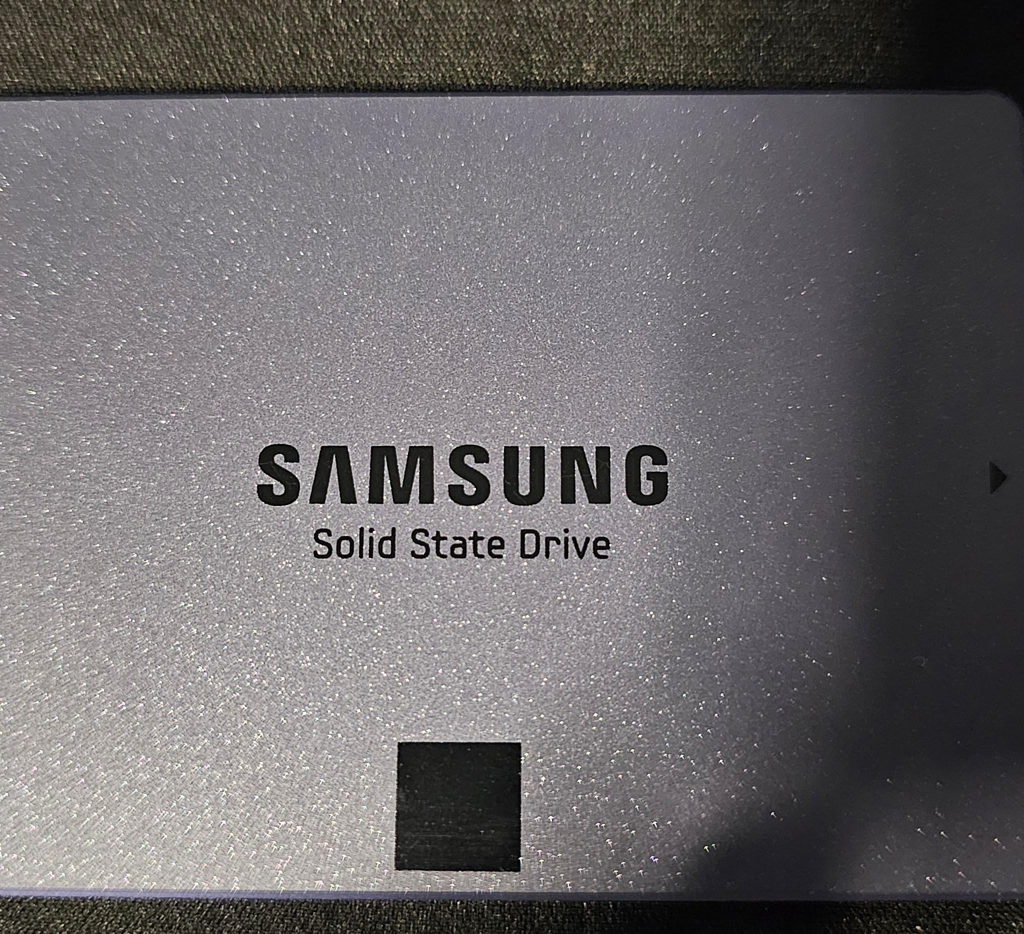Samsung 840 EVO 250GB SATAIII 2.5"x7mm SSD (With Fixed Firmware)