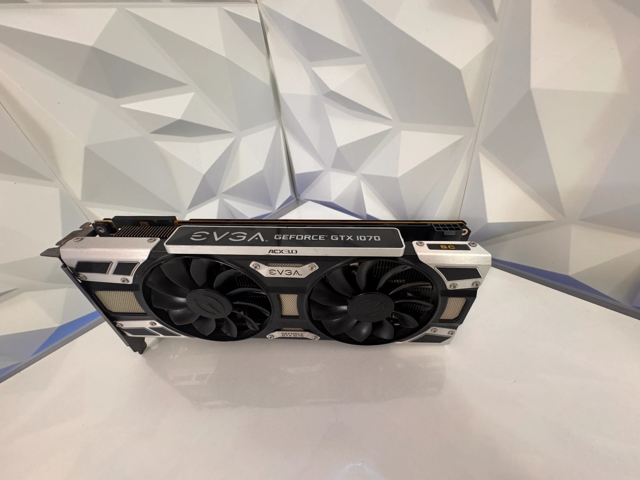 EVGA GTX 1070 8GB - Great for 1080p & eSports Gaming