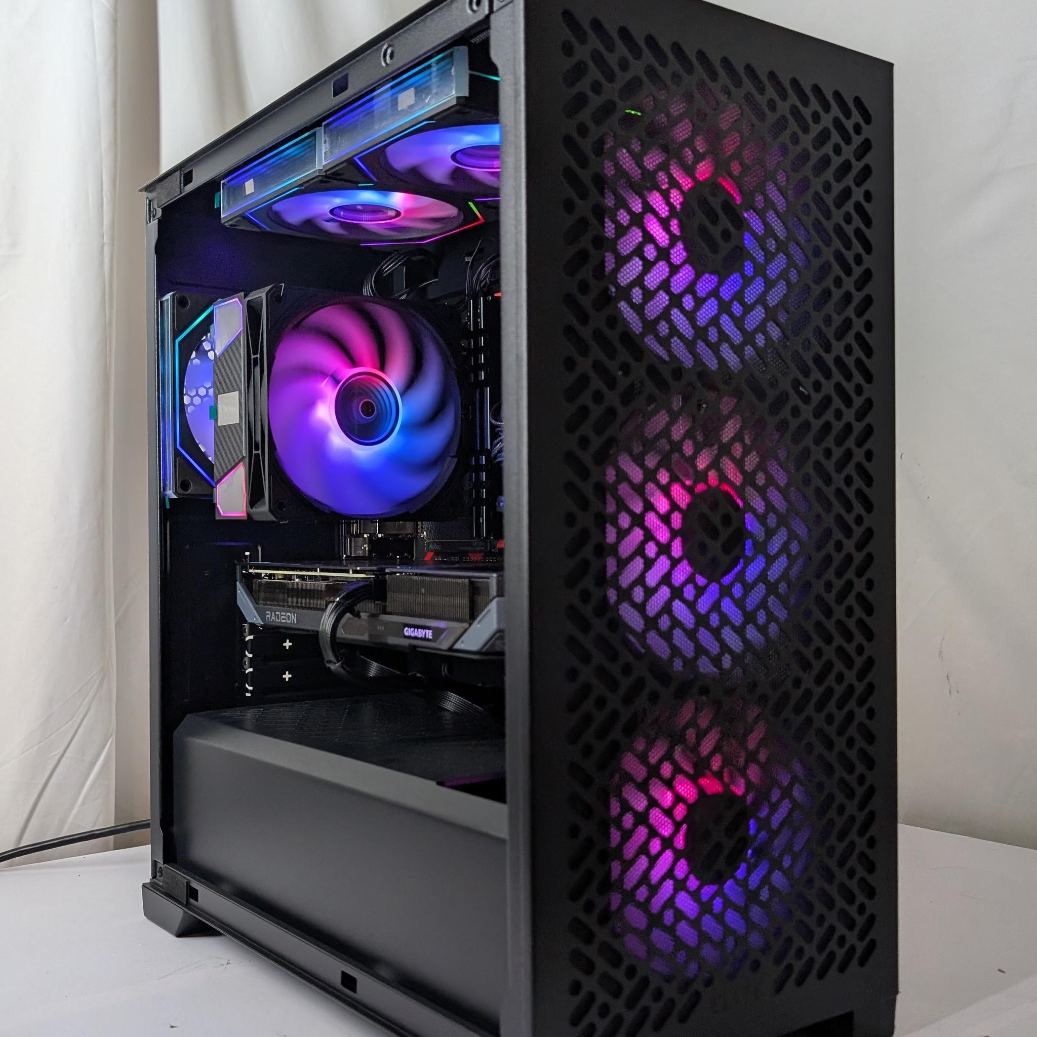 RX 9060XT | RYZEN 5 3600 | 16GB DDR4 | 1TB NVME | 650W