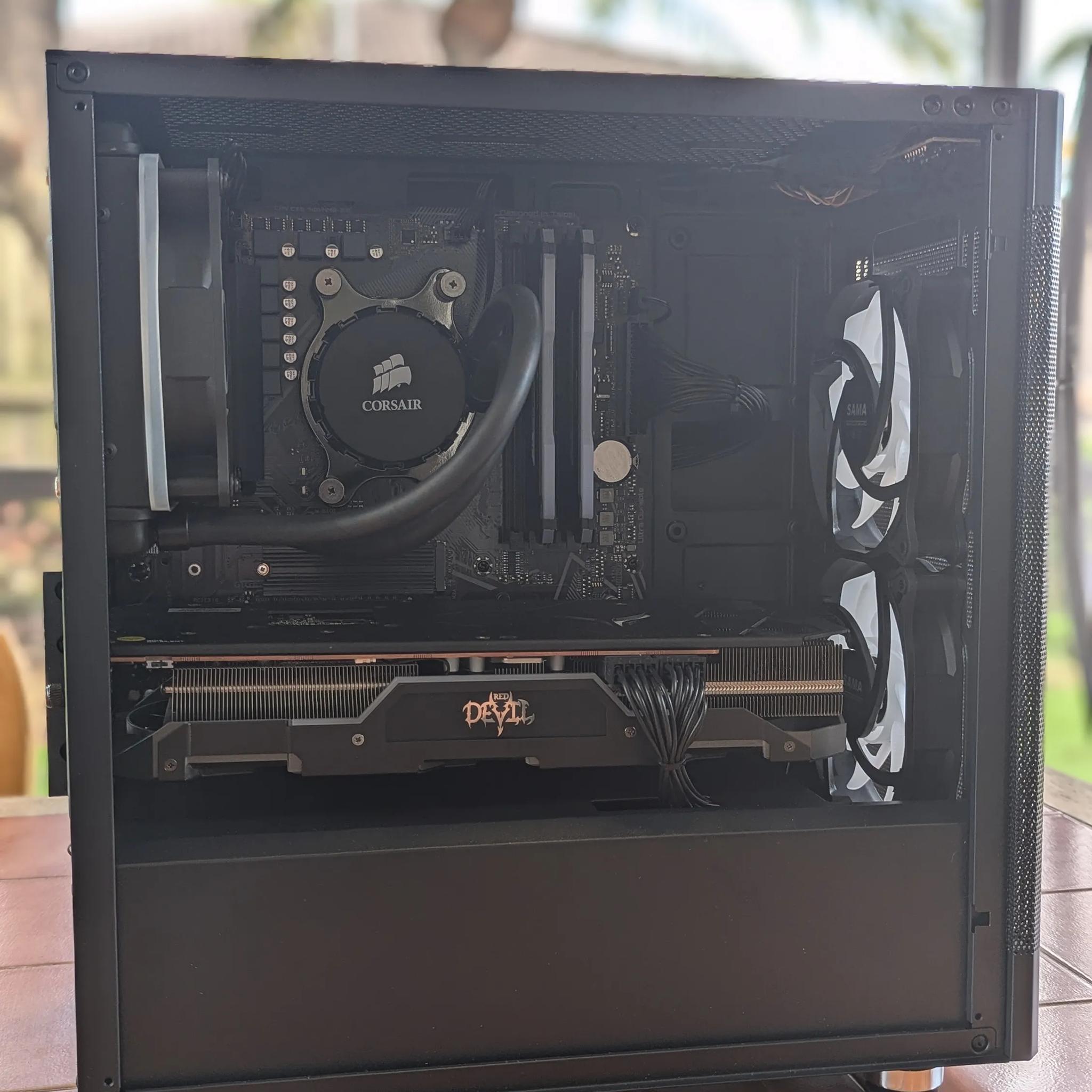 Hellion - RX 5700 XT R5 3600 16GB RAM 1TB NVMe