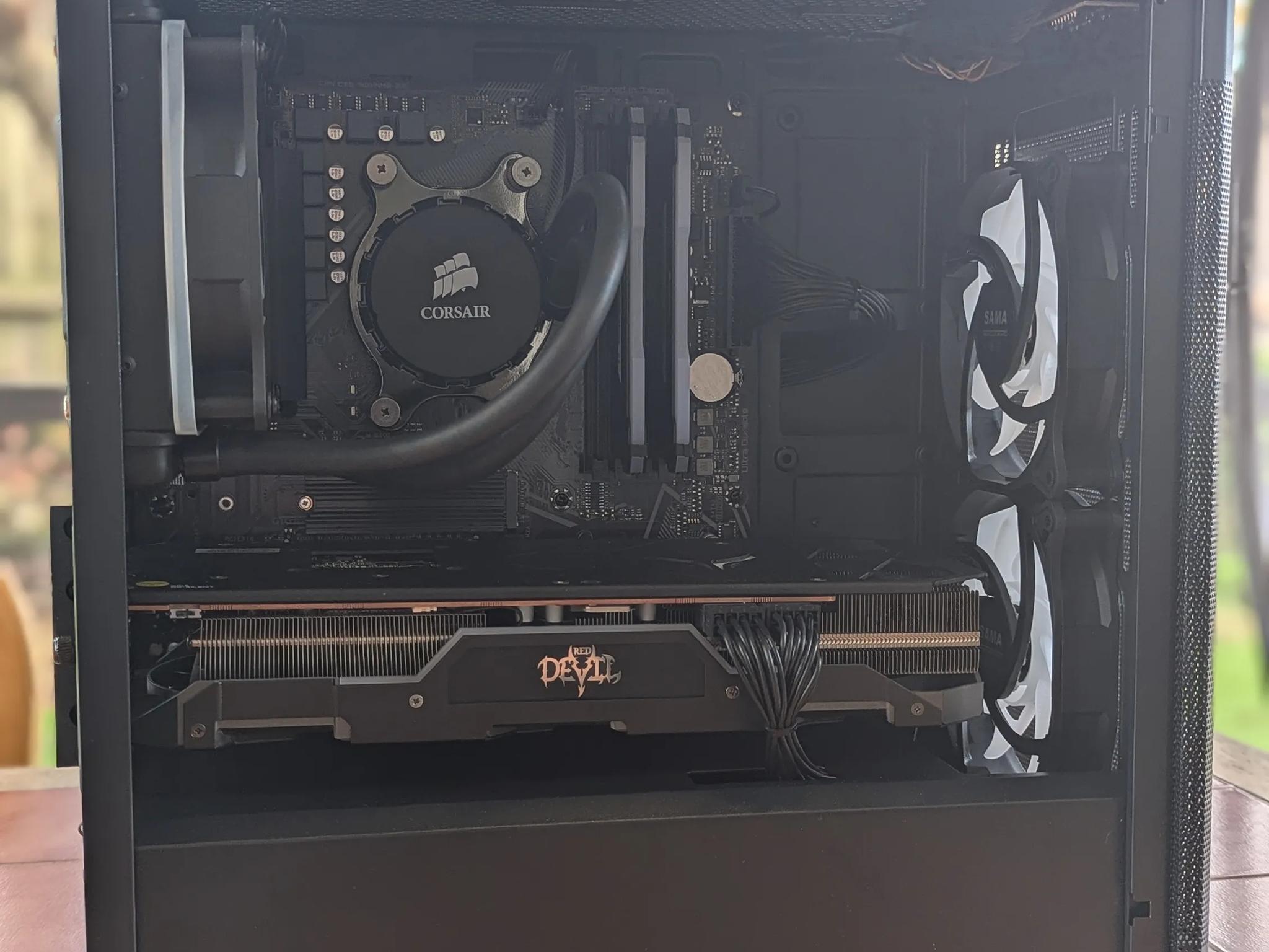 Hellion - RX 5700 XT R5 3600 16GB RAM 1TB NVMe