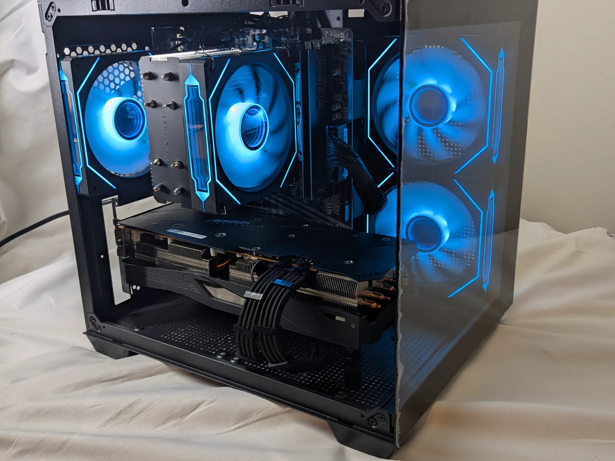 High-Performance Gaming PC – Ryzen 5 3600 | RX 5700 XT | 32GB RAM | 1TB NVMe SSD