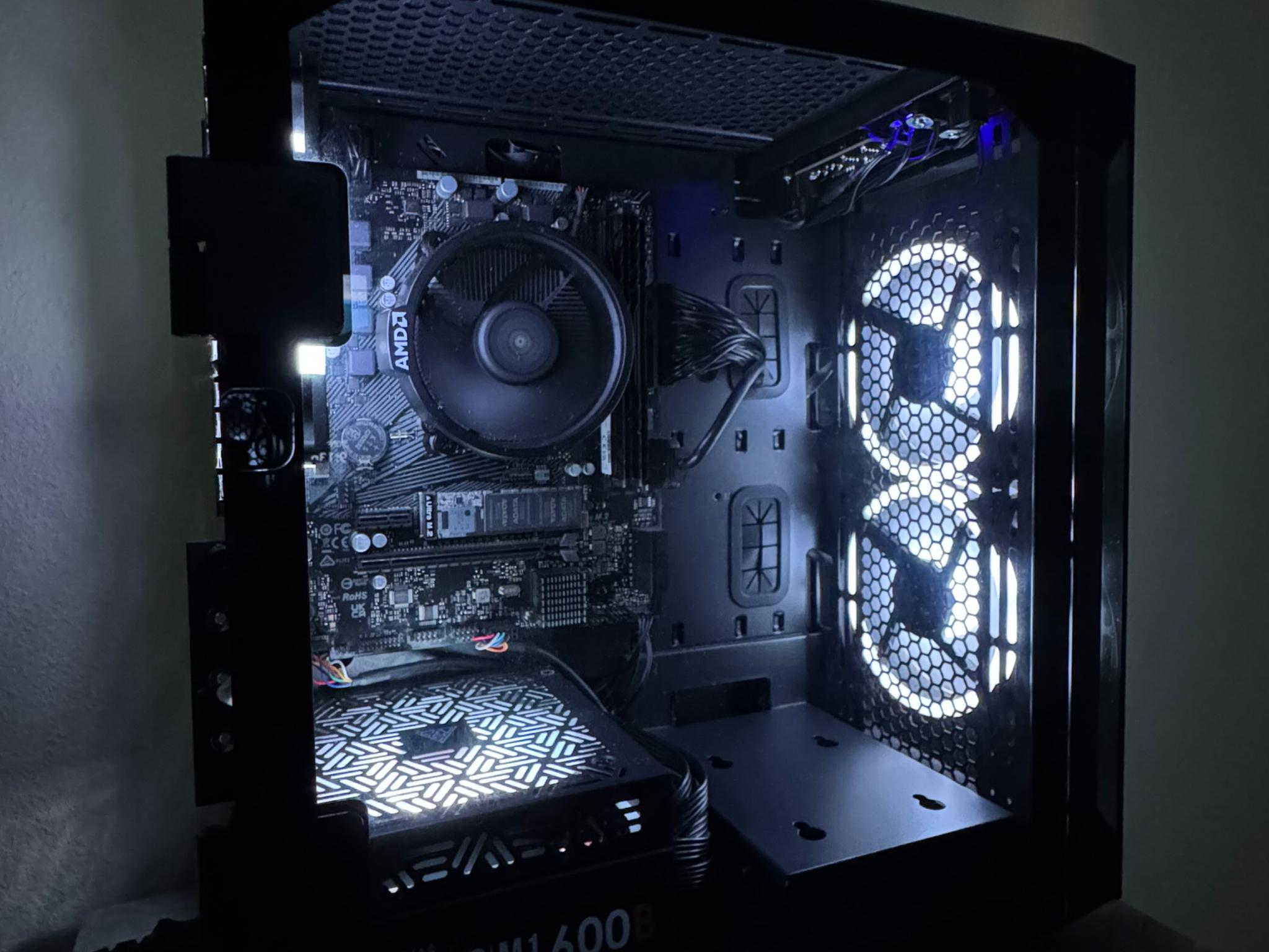 PC / Ryzen 7 5700g /AMD Vega 8 Graphics / 16gb Memory/ 1TB SSD