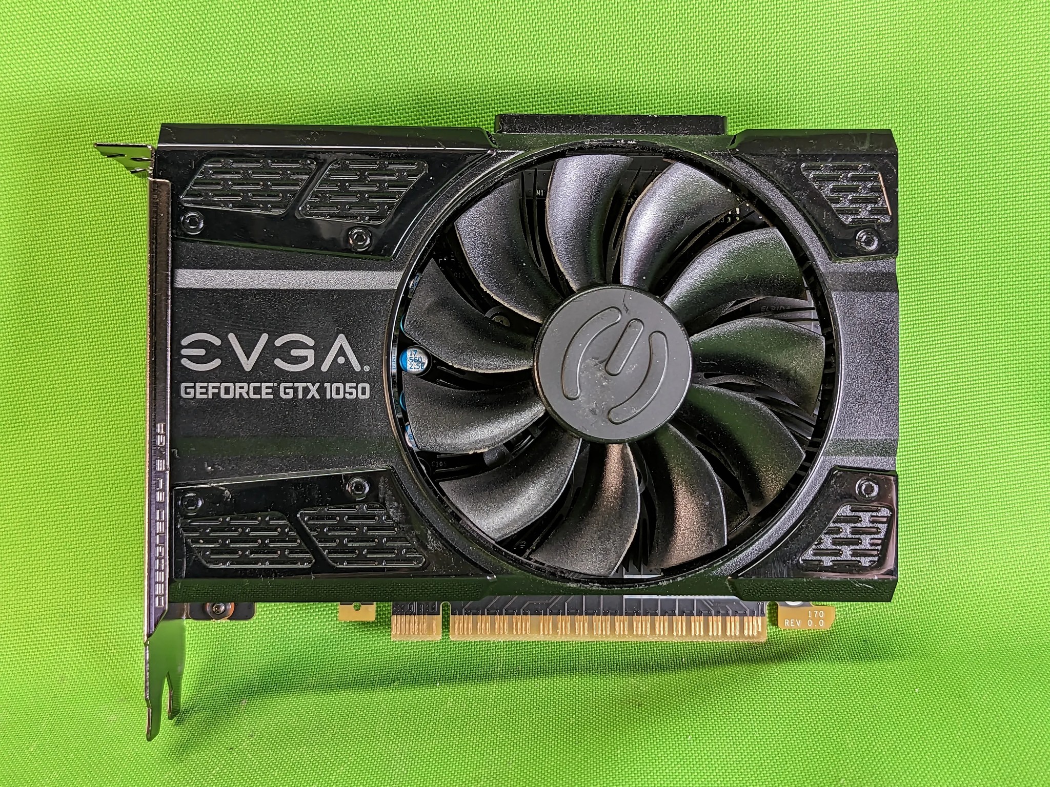 EVGA Geforce GTX 1050 (02G-P4-6150-KR) 2GB Graphics Card