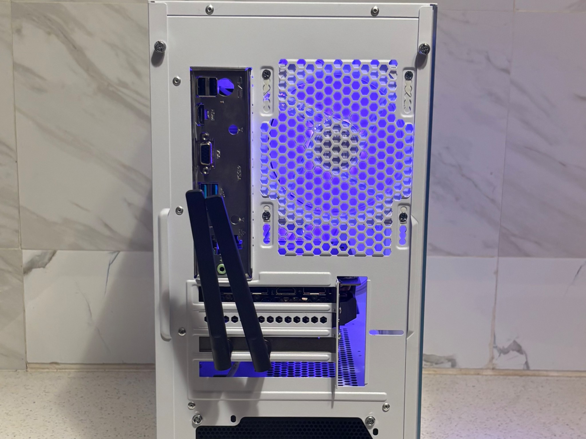 Great White ⚪️ RTX 2060 | Ryzen 5 | 16GB | Gaming Pc