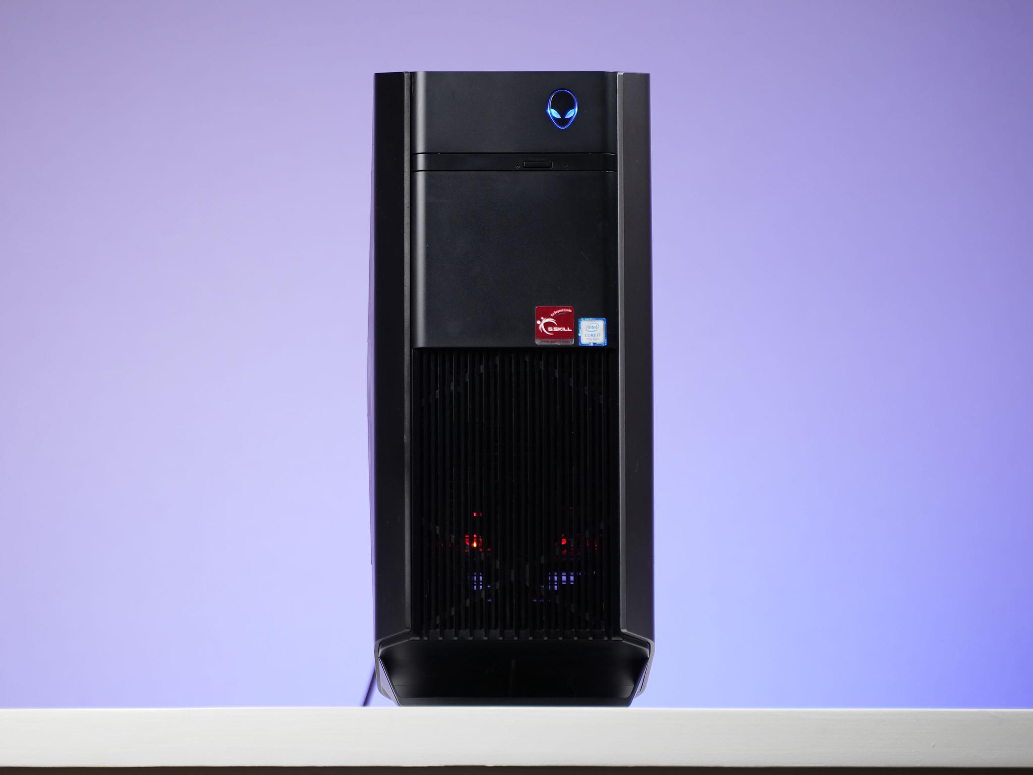 “Alienform 7” GTX 1070 Intel Core i7 7700 16GB .8TB Windows 11 Gaming PC Powerhouse
