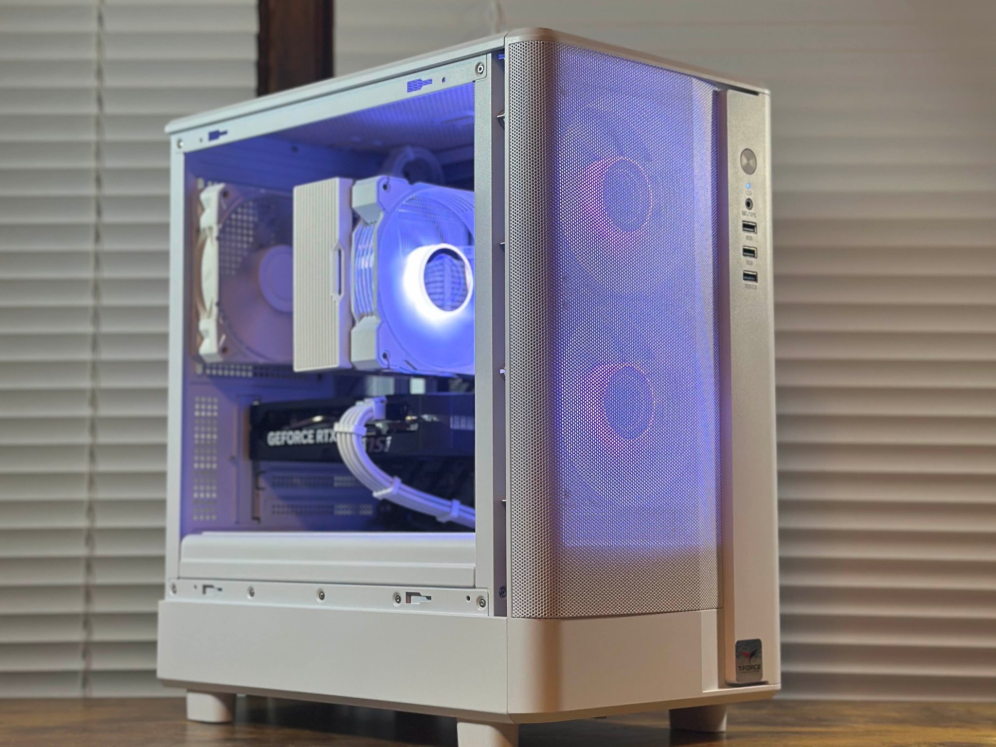 RTX 5060 8GB | AMD Ryzen 5 8400F | 16GB DDR5 | 1TB SSD | Win11 | WIFI | 1080P/1440P Gaming PC