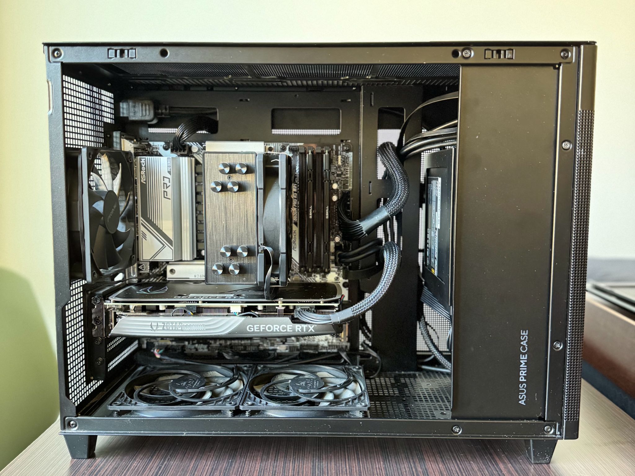 Ryzen 7 7800X3D | RTX 4070 SUPER | 32GB DDR5 (6000 MT/s) | 500GB SSD | 1000W Gold PSU | ASUS AP201