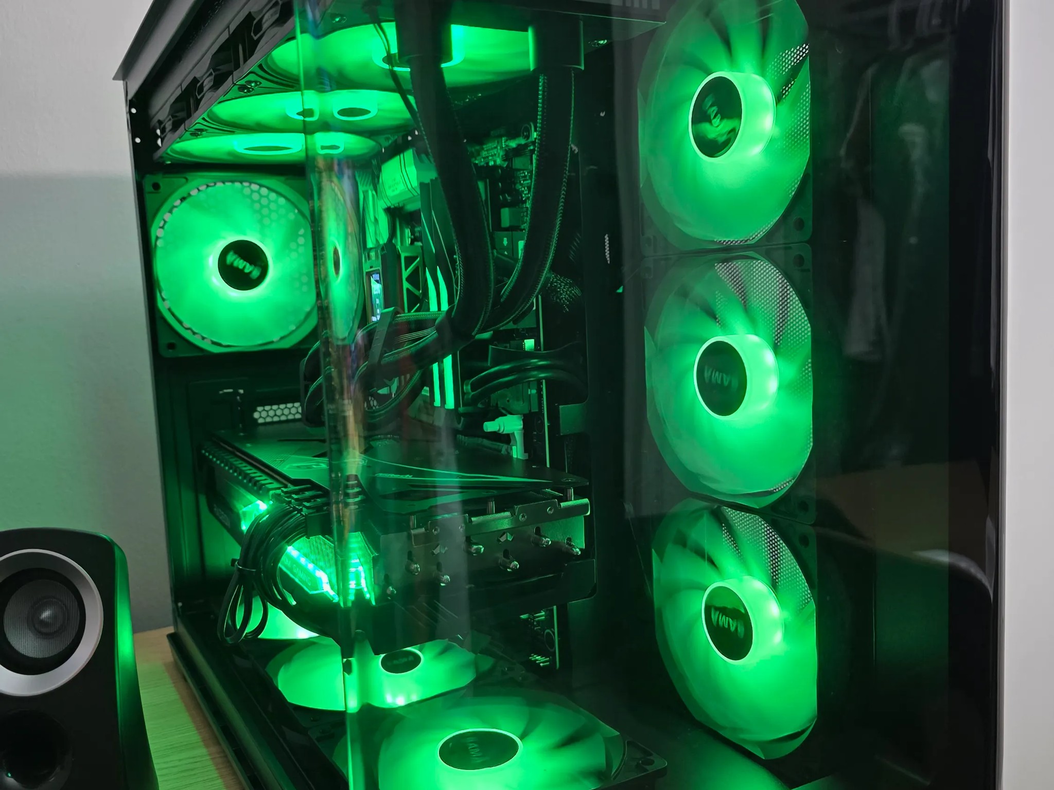 NEXUS XTX | RX 7900 XTX 24GB | RYZEN 7 7700X | 32GB DDR5-6000 | 2TB SSD | 360MM AIO | 850W PSU