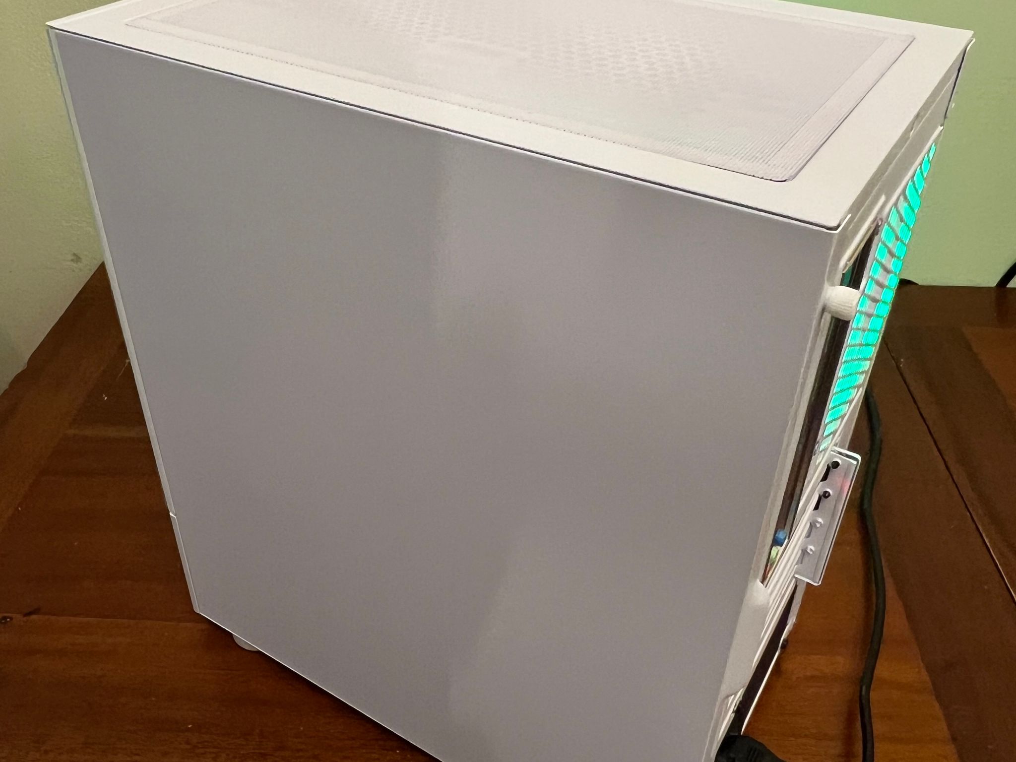 Water Cooled Intel 10 Core White Gaming PC RX 5700xt 8GB 1TB Storage 16GB RAM WIFi WINDOWS 10 Pro