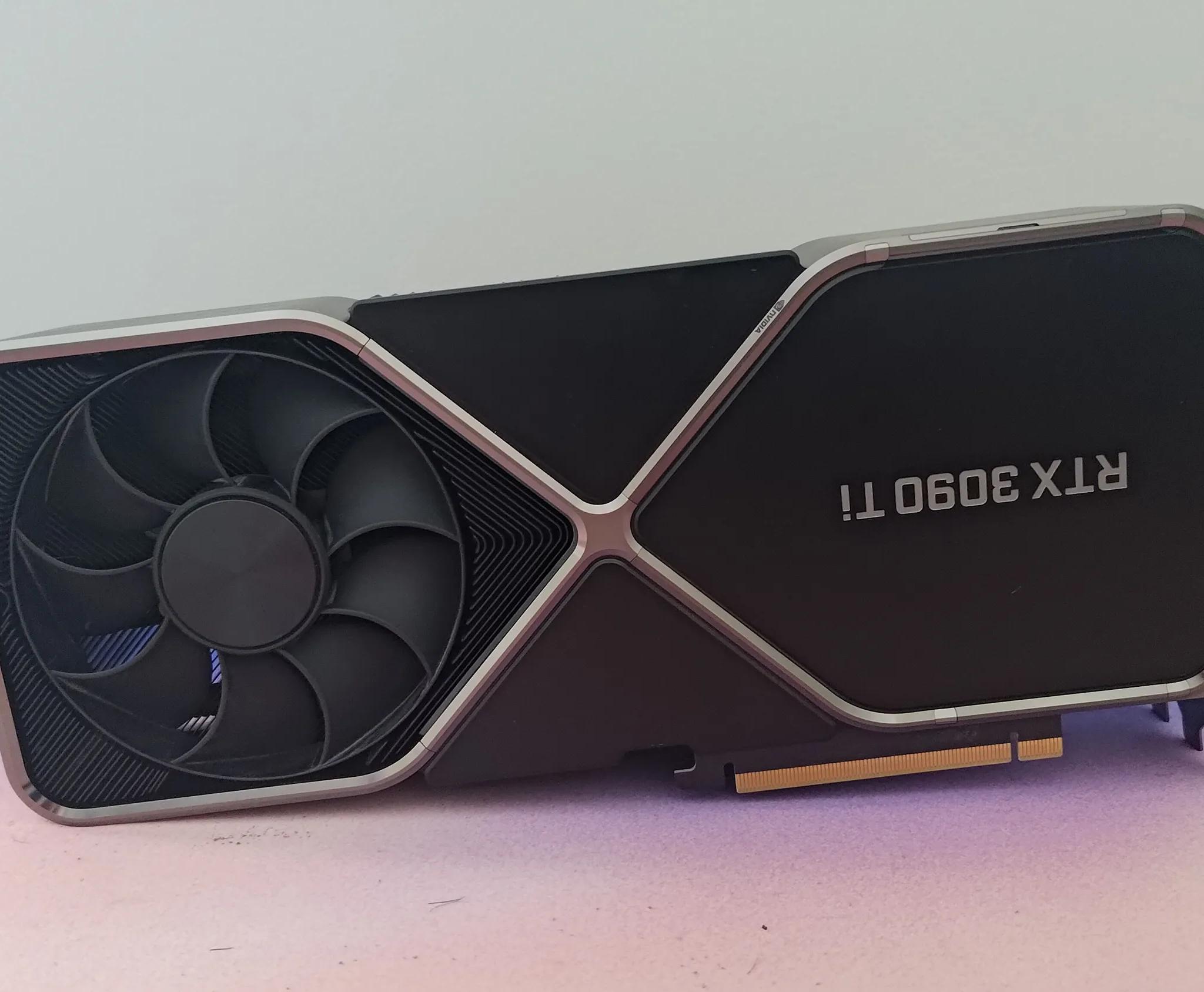 Nvidia RTX 3090Ti Founder's Edition