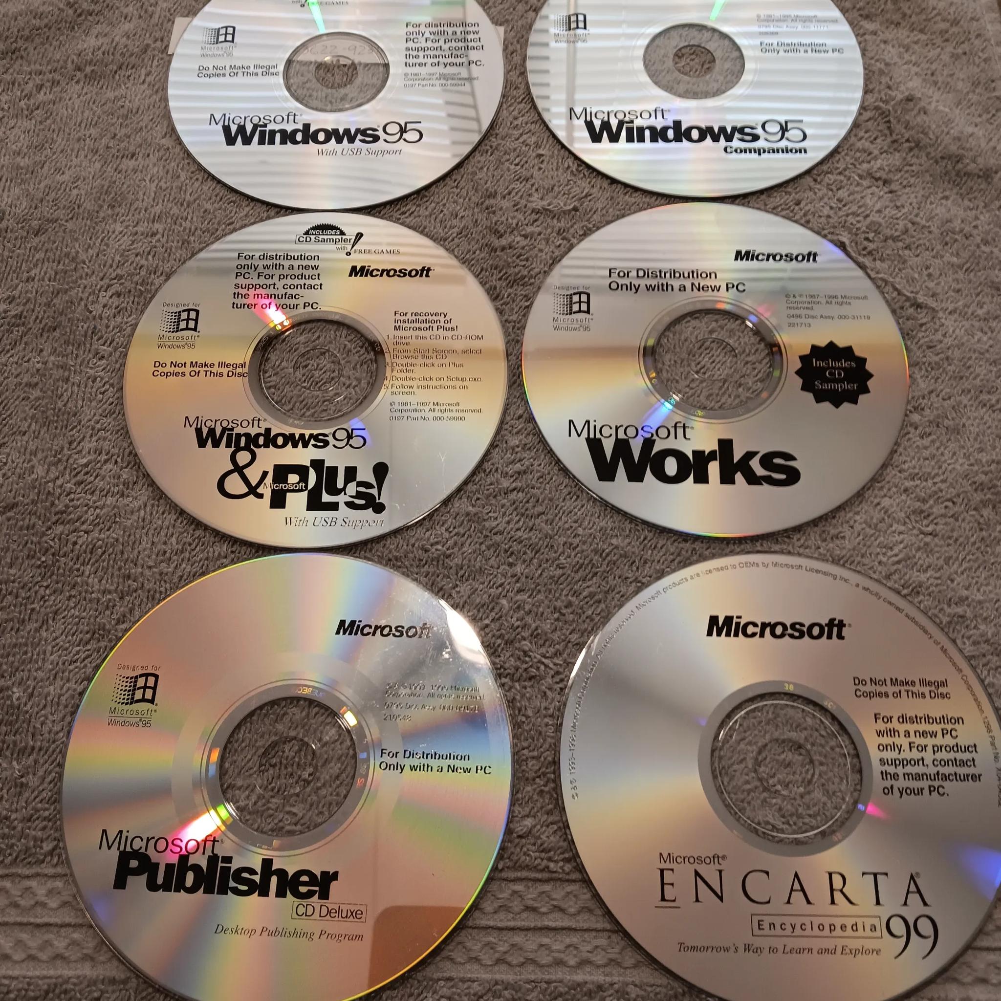 VERY RARE OEM Windows 95 USB W/ 5 Original Companion Disks and Key