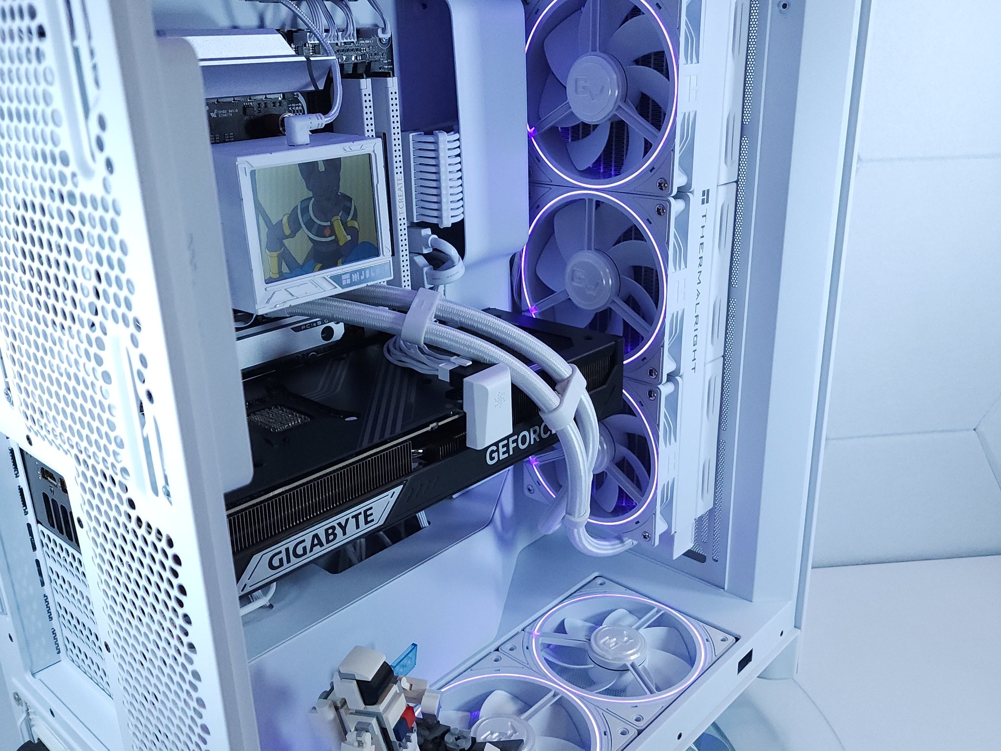💜RTX 5080 Ryzen 7 7800X3D ● 1440p/4K Gaming Computer