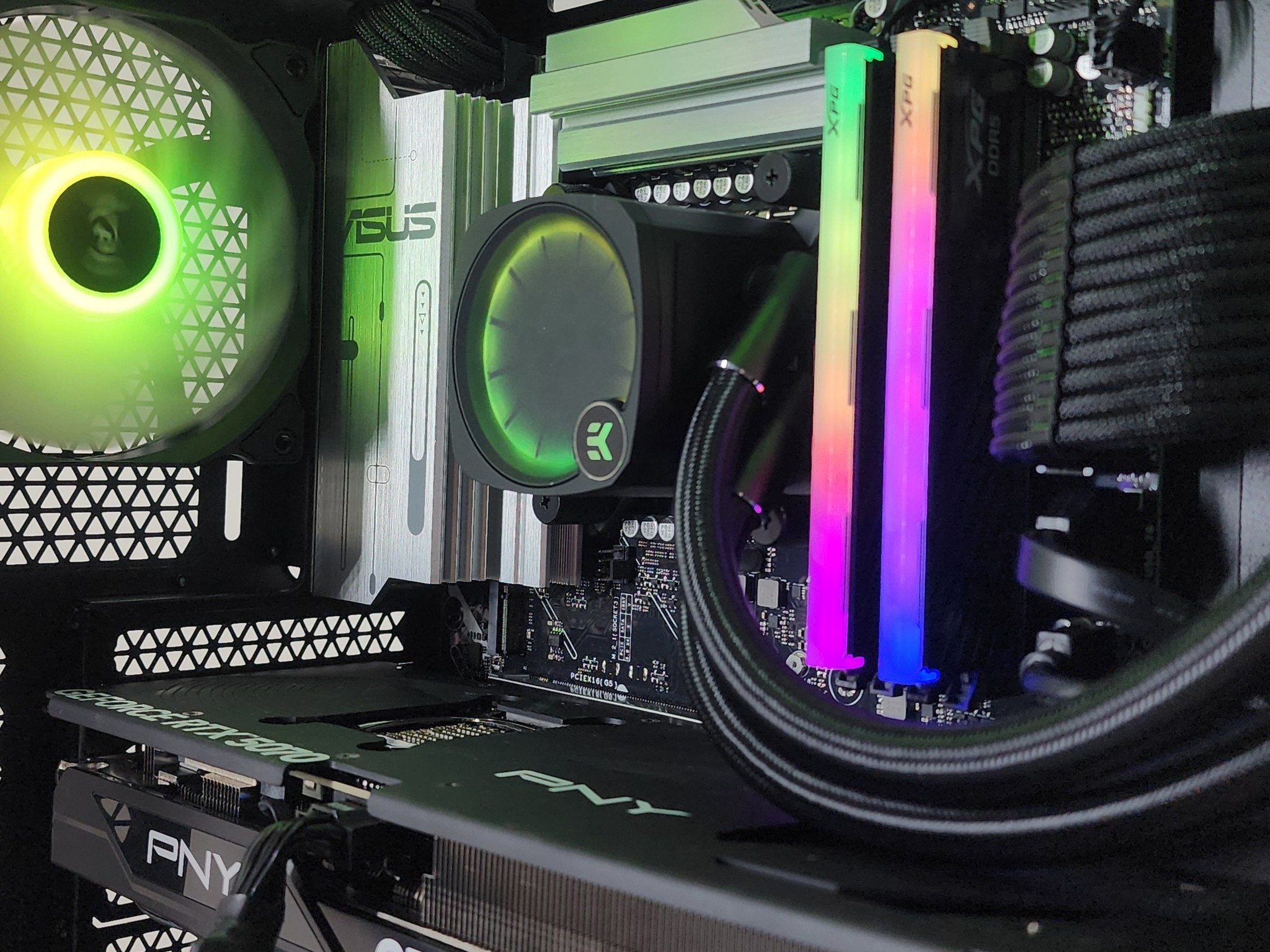 Gaming PC Ultra 5 250KF 32GB RAM 1TB SSD RTX 5070 12GB Windows 11 Computer