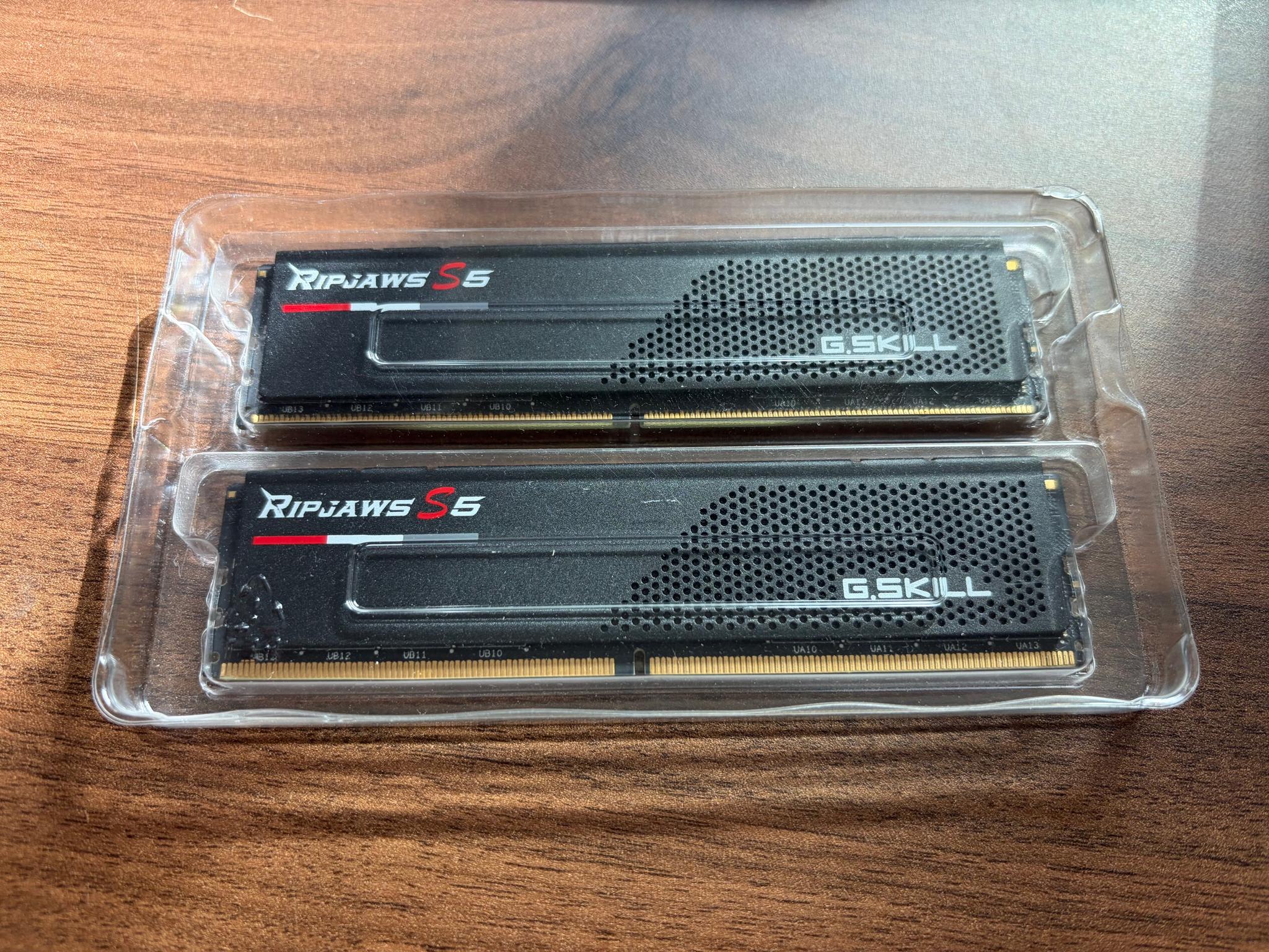 64GB (2 x 32GB) G.Skill Ripjaws S5 DDR5 5600mhz