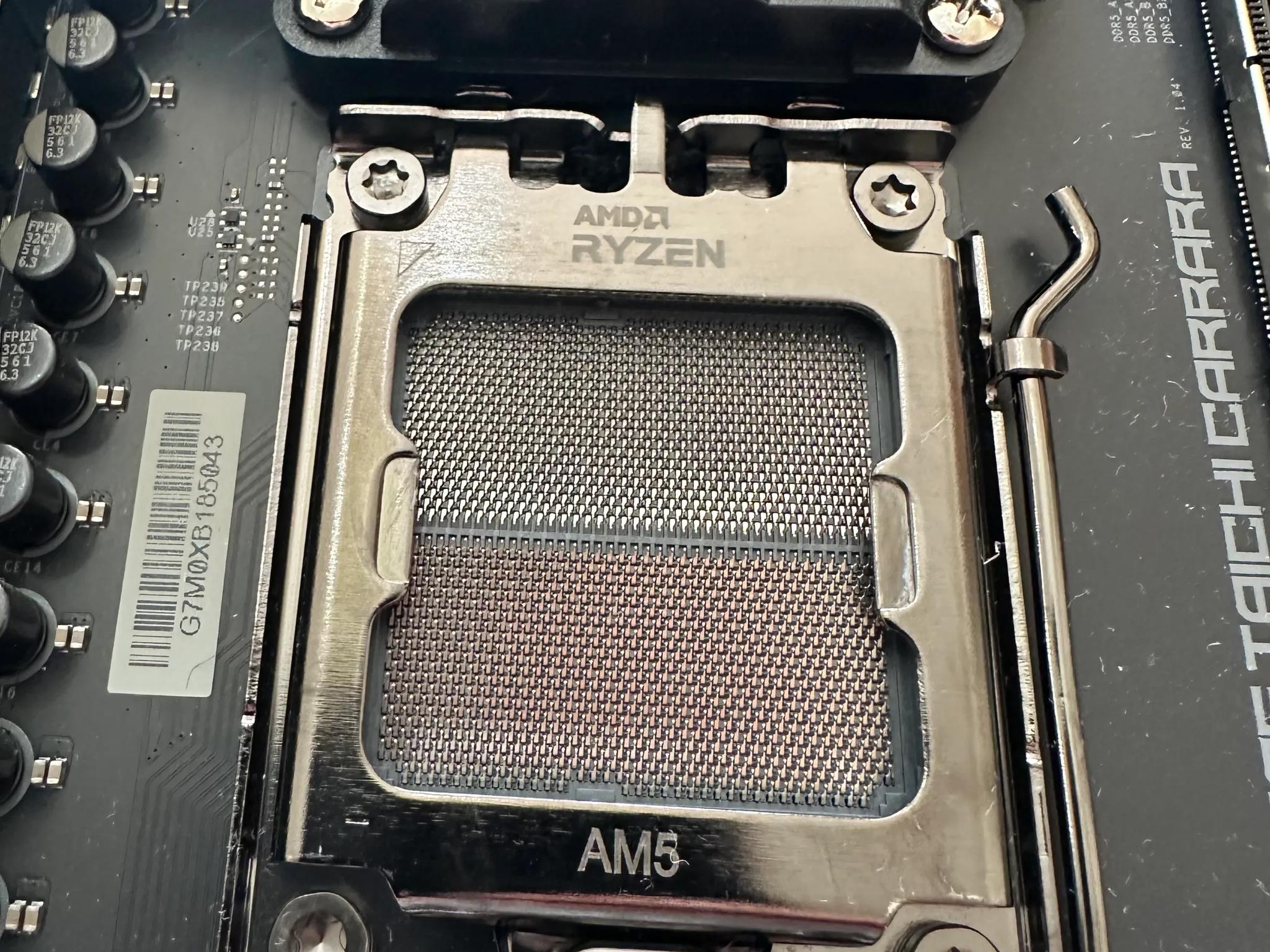ASRock X670E Taichi Carrara