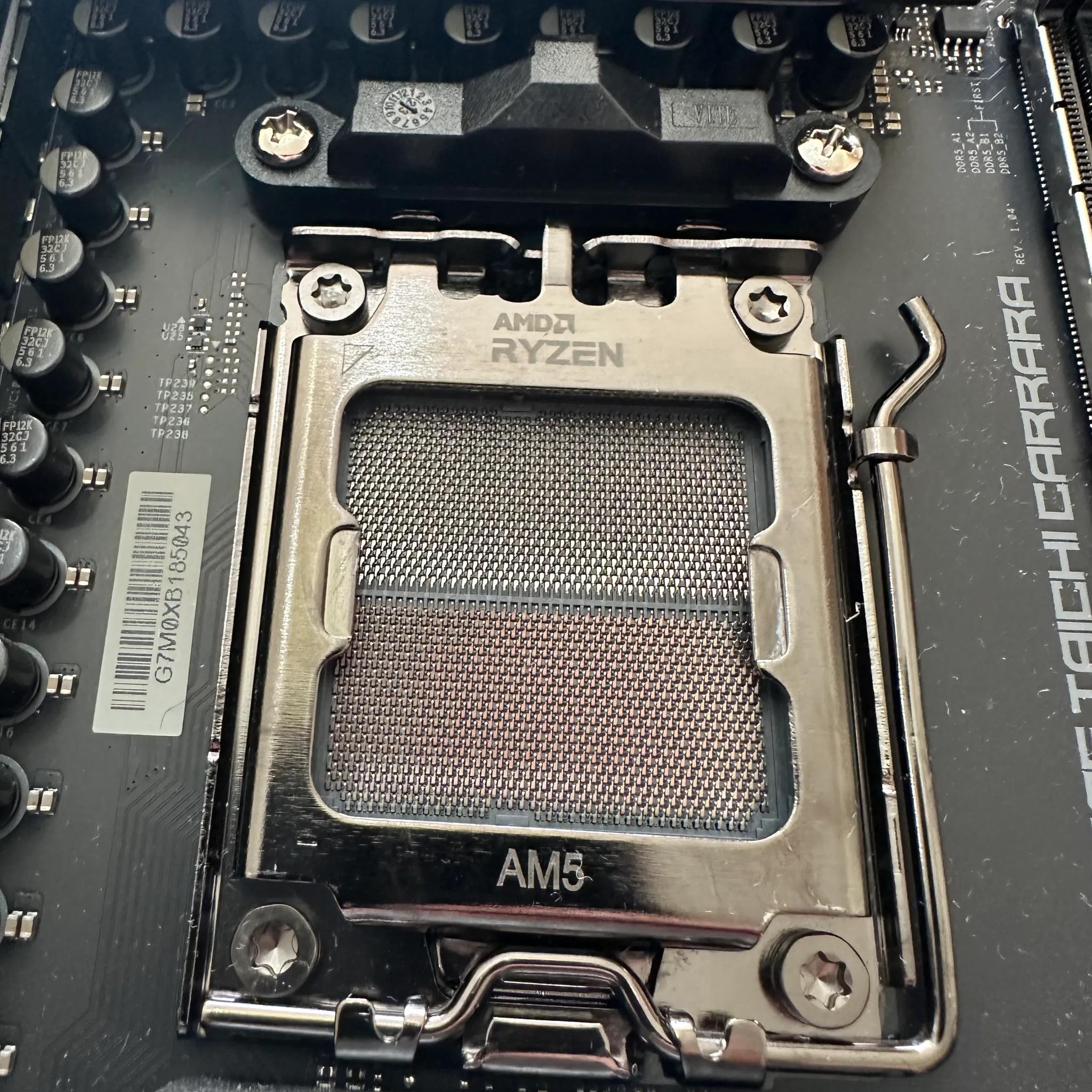 ASRock X670E Taichi Carrara