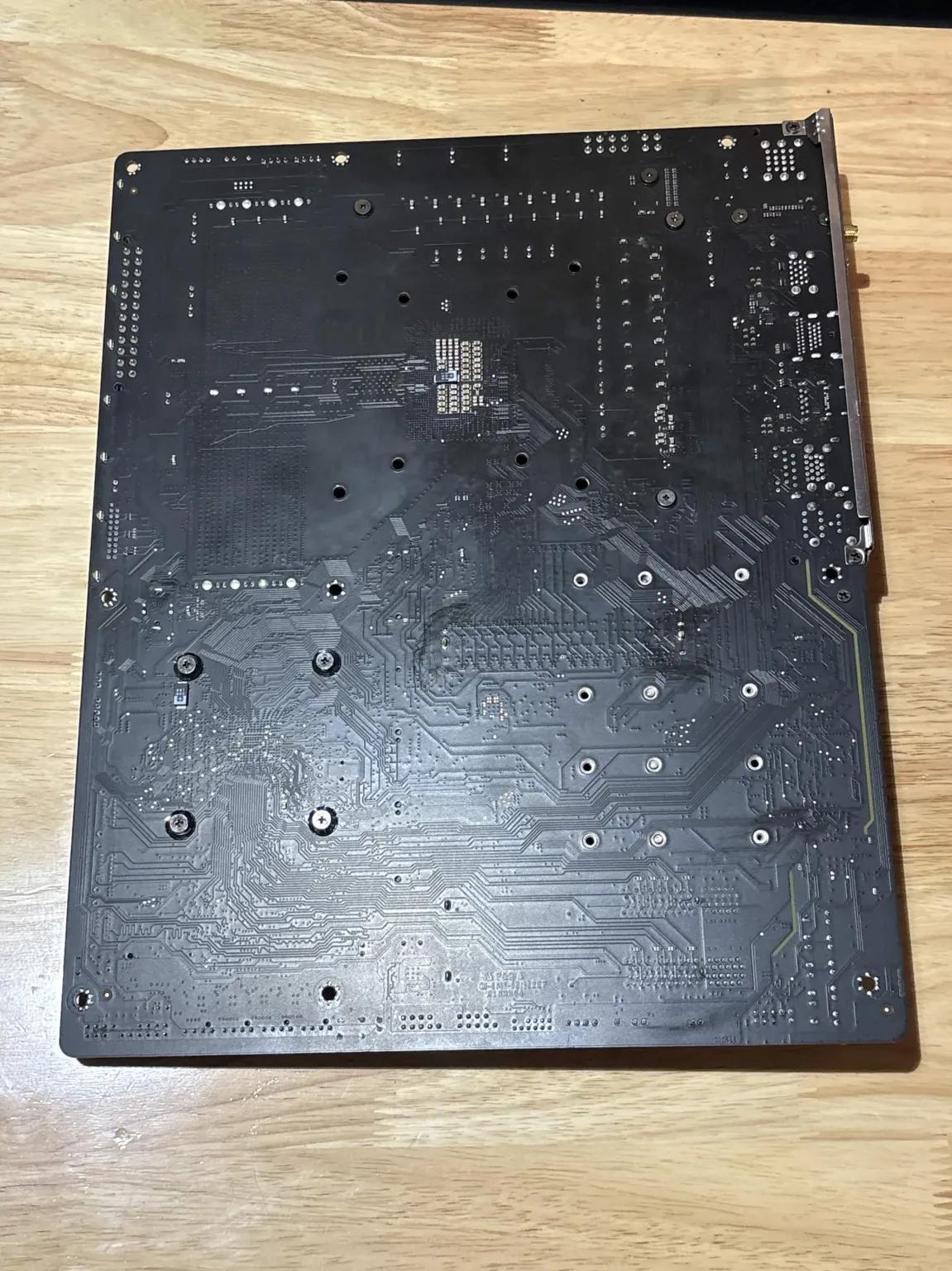 FP/NW GIGABYTE Z690 AORUS ELITE AX