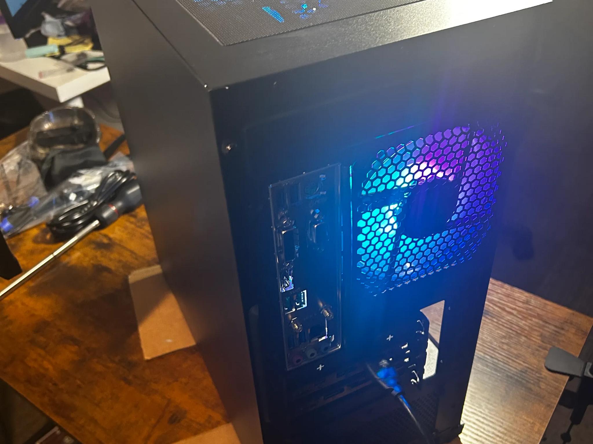 RYZEN 5 5600 + RTX 2070 SUPER MID-RANGE BUDGET BUILD!