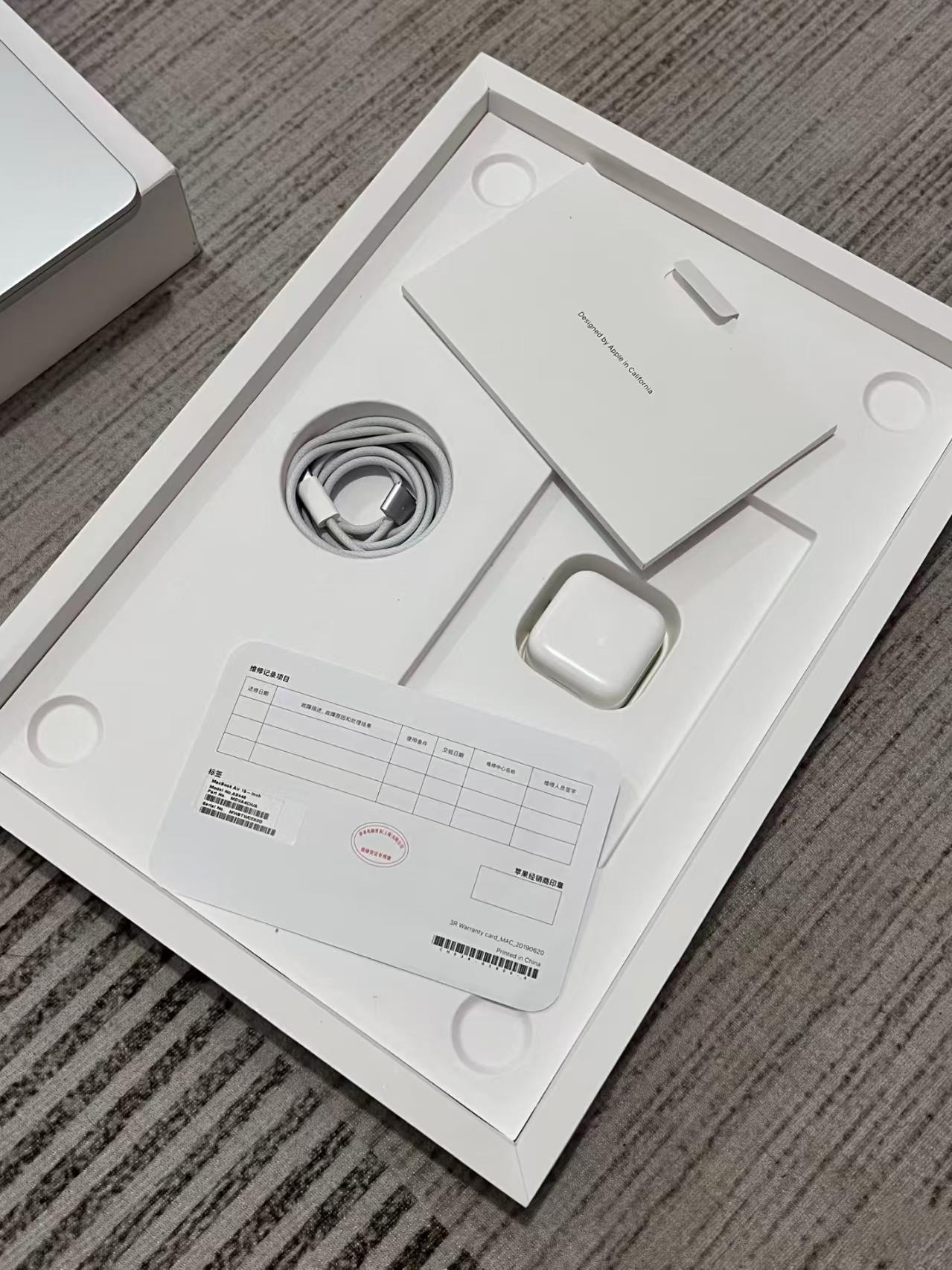 Apple MacBook Air 15-inch M5 16GB 512GB SSD Silver – Touch ID