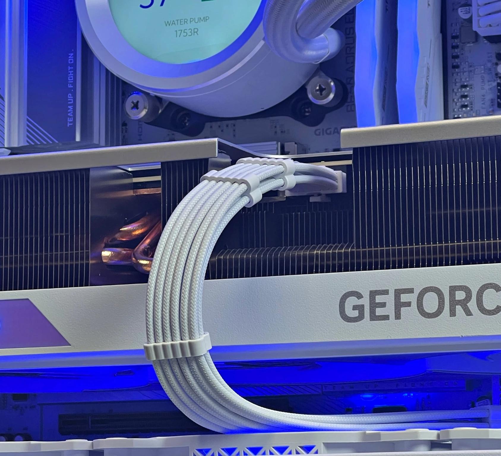 Ryzen 7 7800X3D RTX 4080 Super AERO 32GB DDR5 RAM 4TB SSD M.2 WIN 11 PRO Gaming PC 🤯