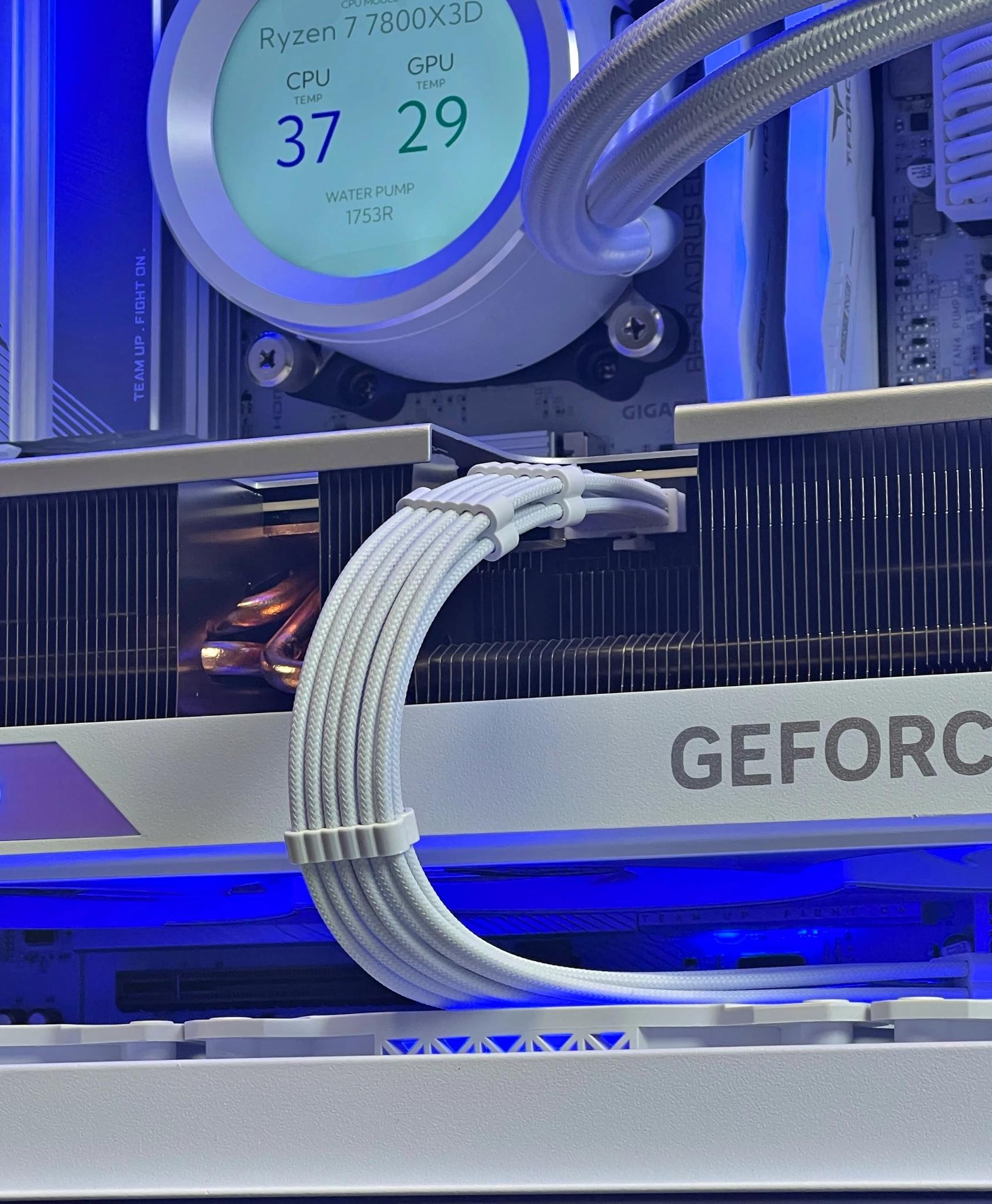 Ryzen 7 7800X3D RTX 4080 Super AERO 32GB DDR5 RAM 4TB SSD M.2 WIN 11 PRO Gaming PC 🤯