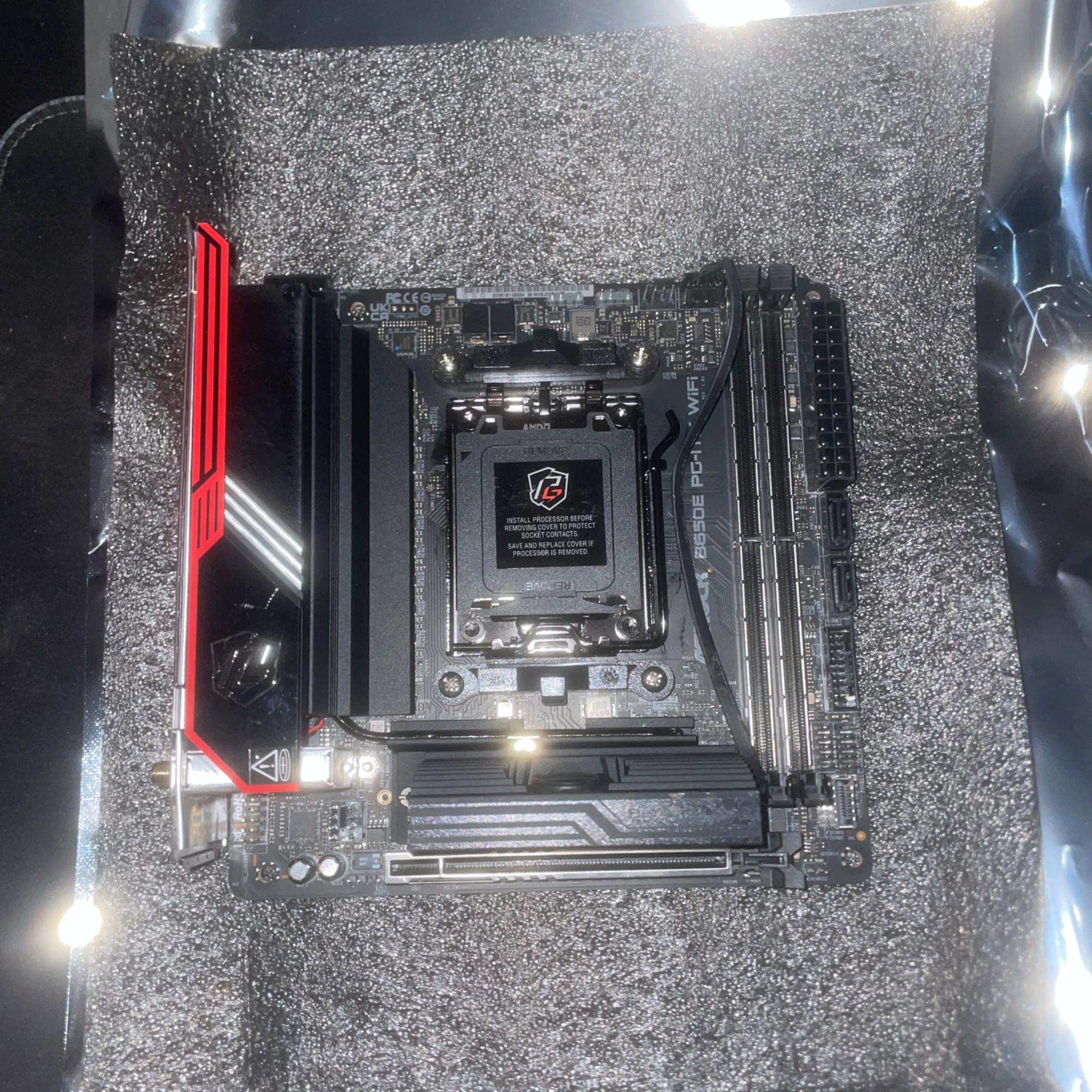 ASrock PG B650E ITX + 7600X3D