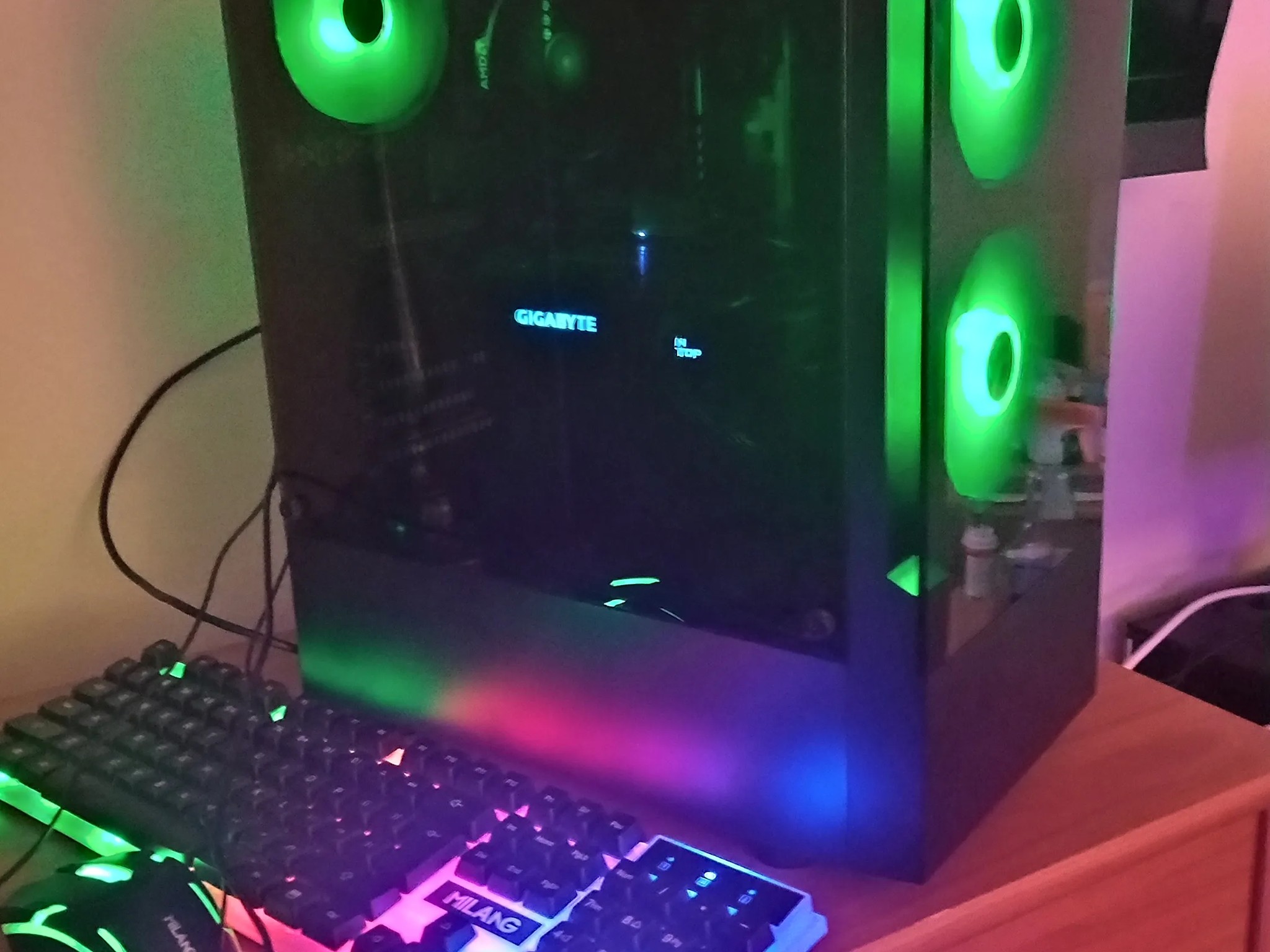 New Ryzen 5 5500, GTX 1070TI, 16GB DDR4 RAM, 512mb M.2 Storage, 500 Watt PSU